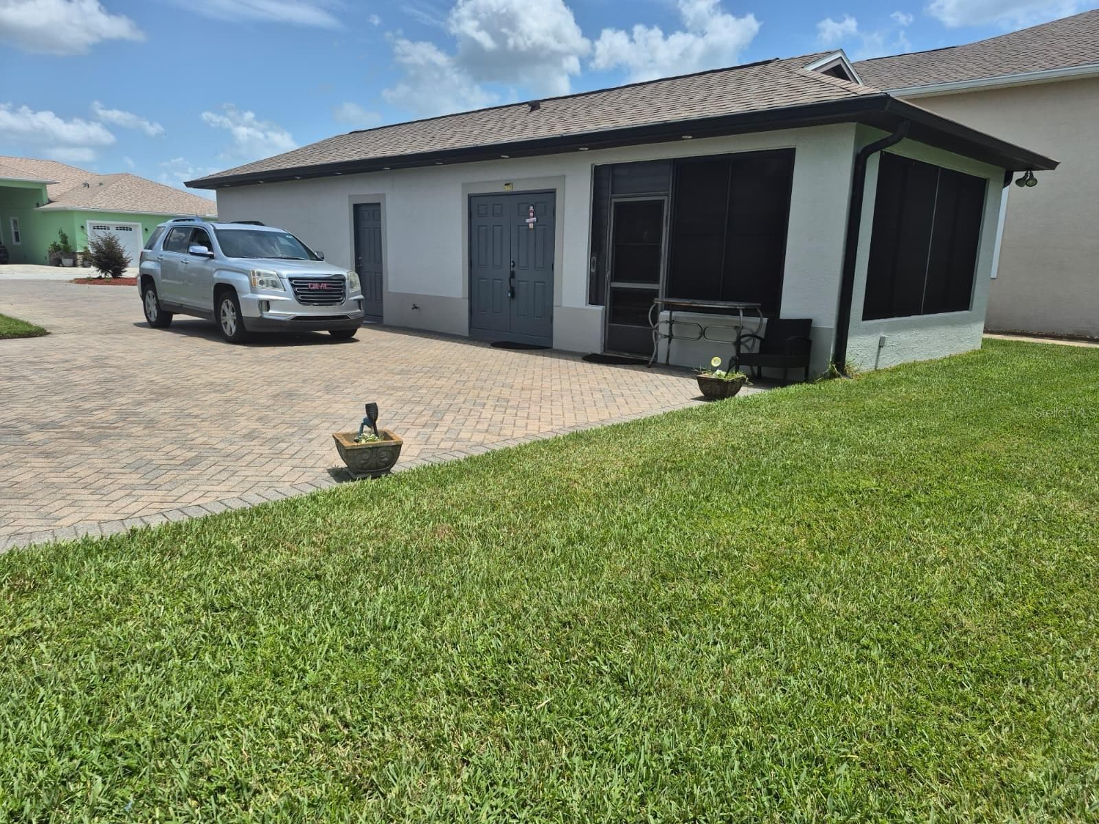 389 NOLANE LN