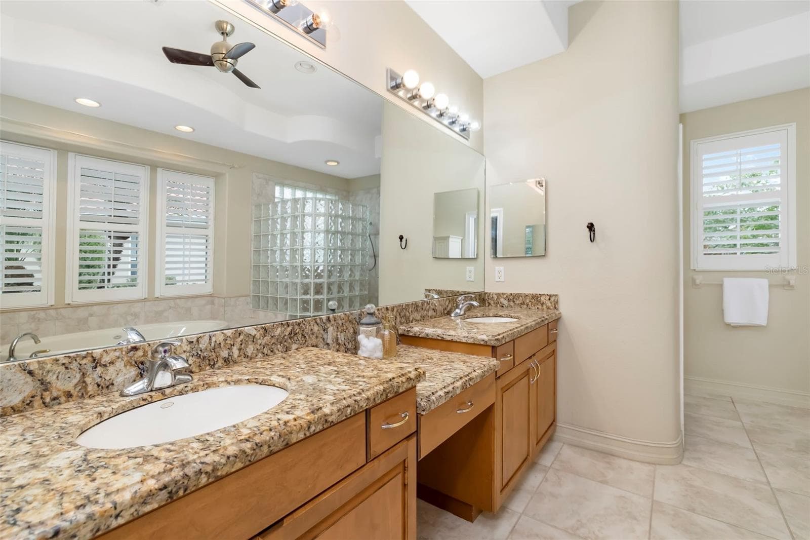 Single Family Residence at 286 PESARO DR, NOKOMIS, photo 34 of 86