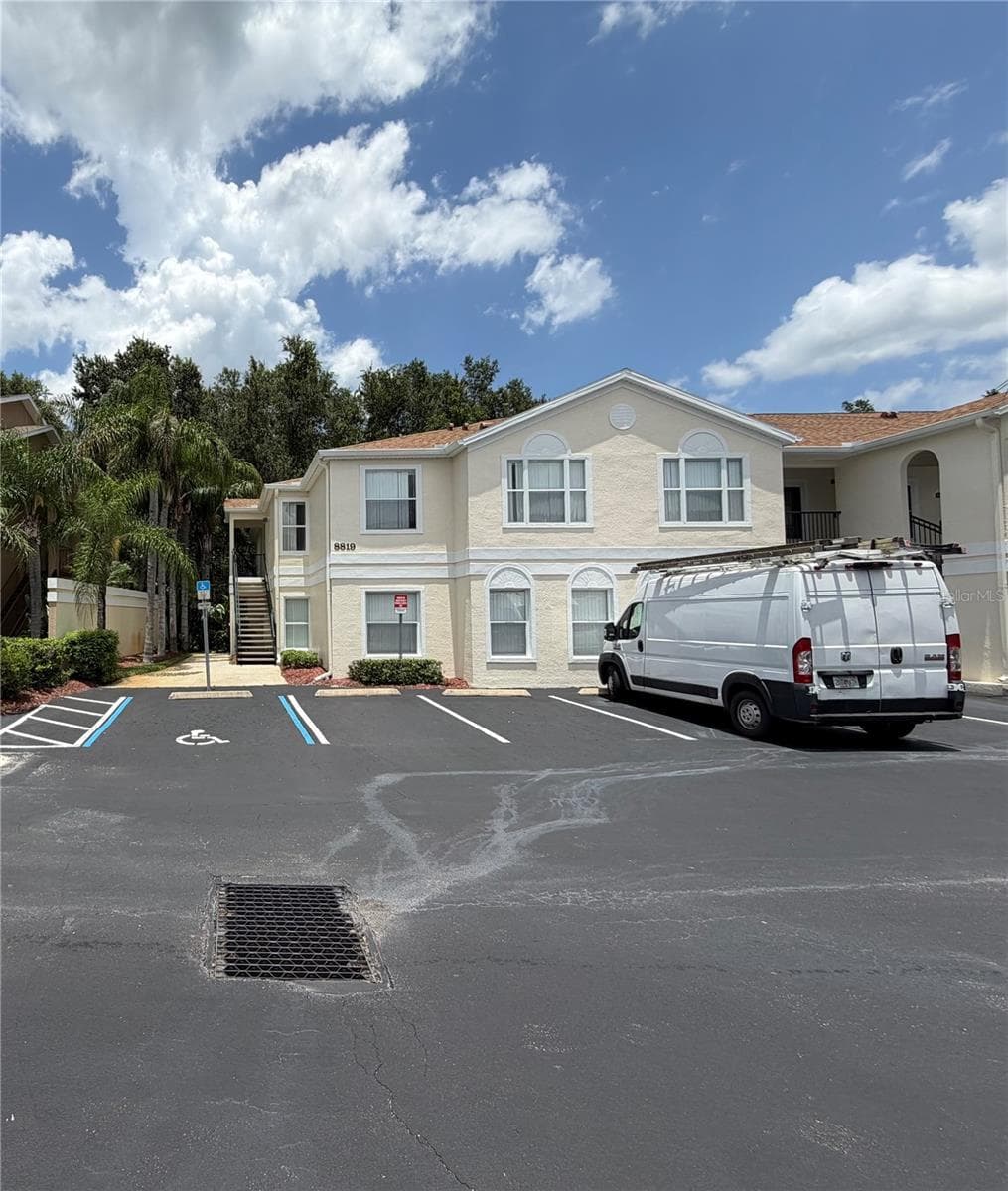 8819 GRAND PALMS CIR #A