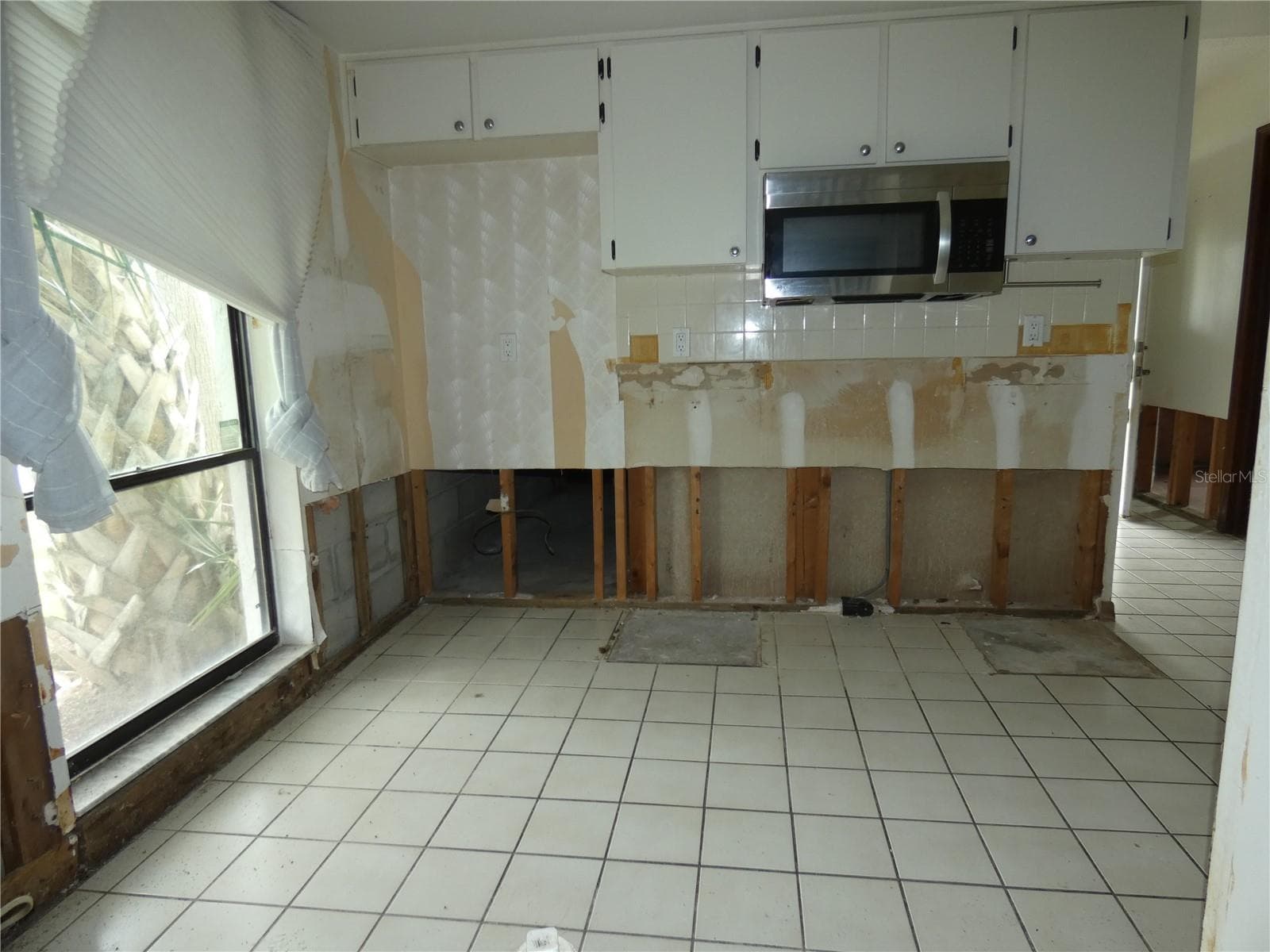 Condominium at 6730 BEACH BLVD, HUDSON, photo 5 of 31