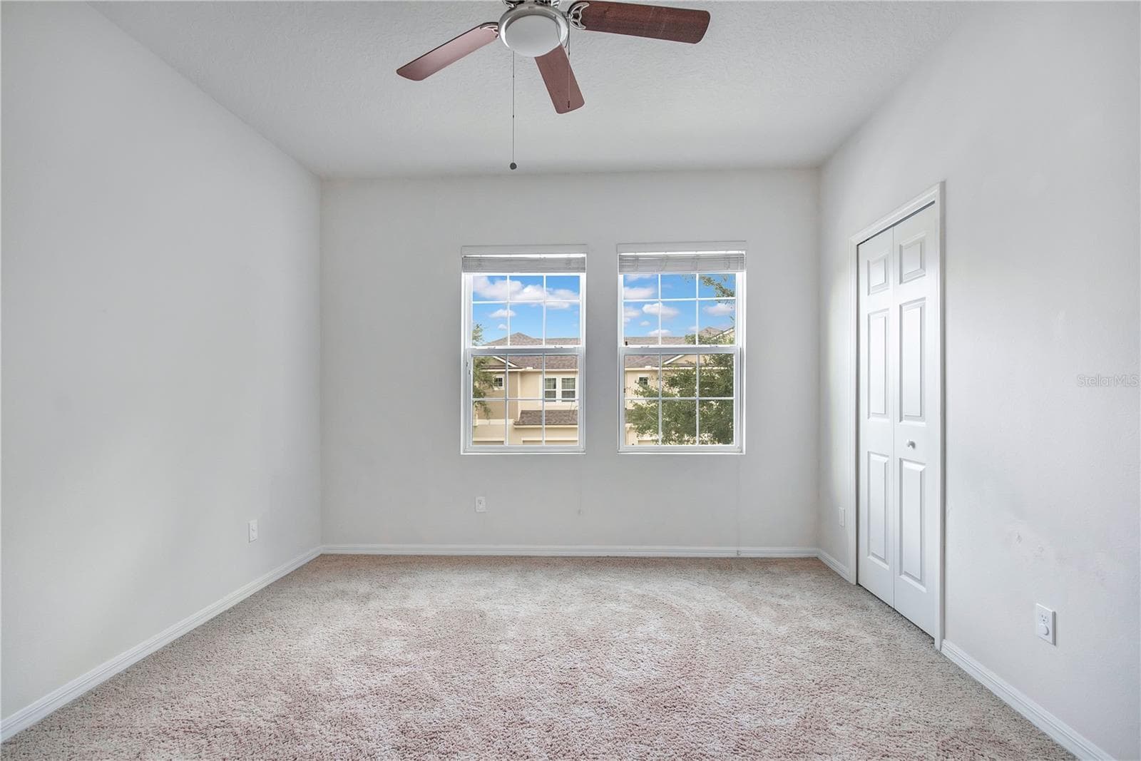 Townhouse at 196 WINDFLOWER WAY, OVIEDO, photo 23 of 33
