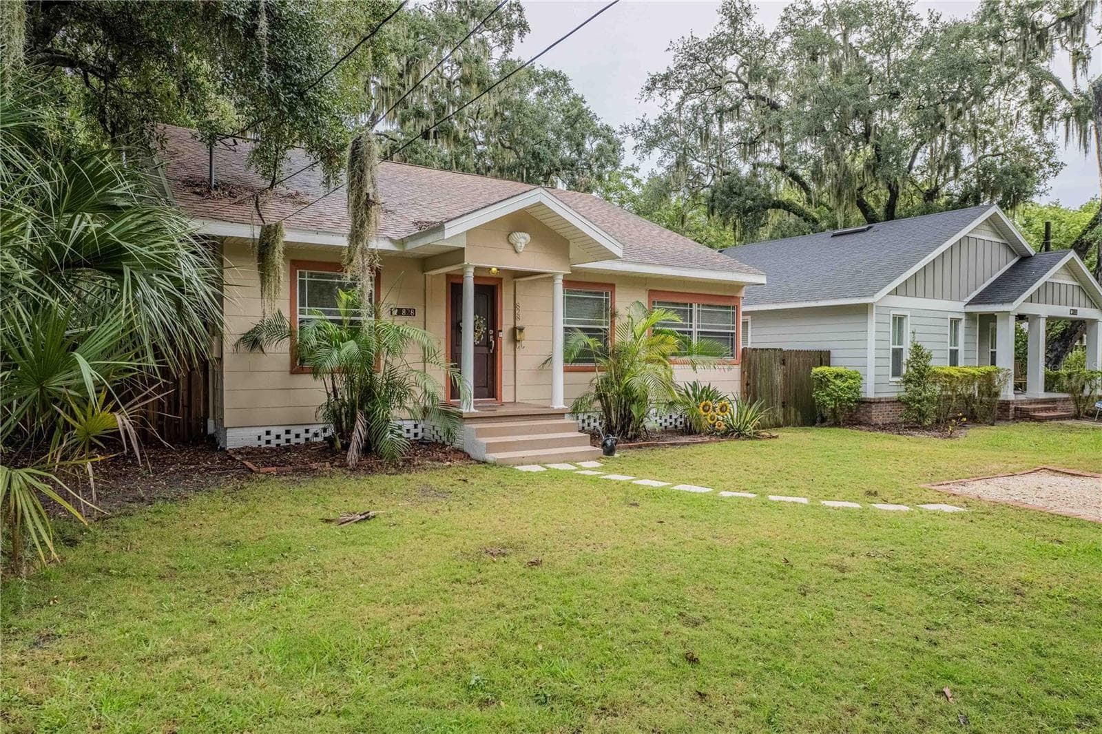 Single Family Residence at 828 OSCEOLA ST, LAKELAND, photo 5 of 31