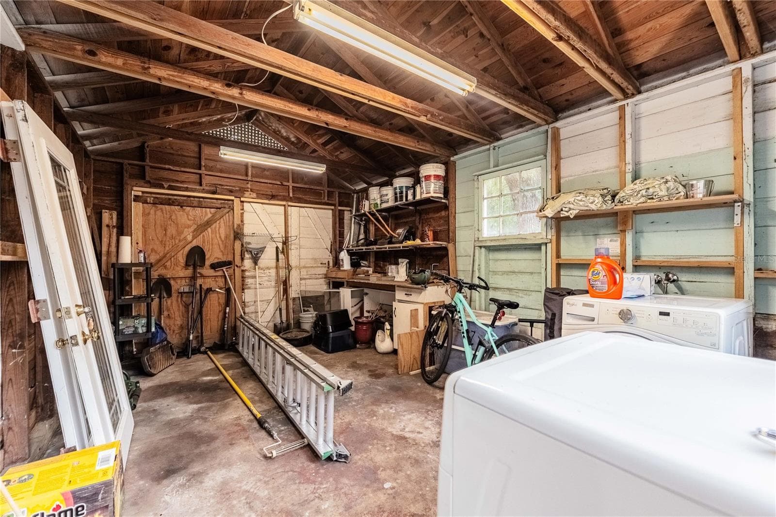 Storage & laundry - 828 OSCEOLA ST, LAKELAND