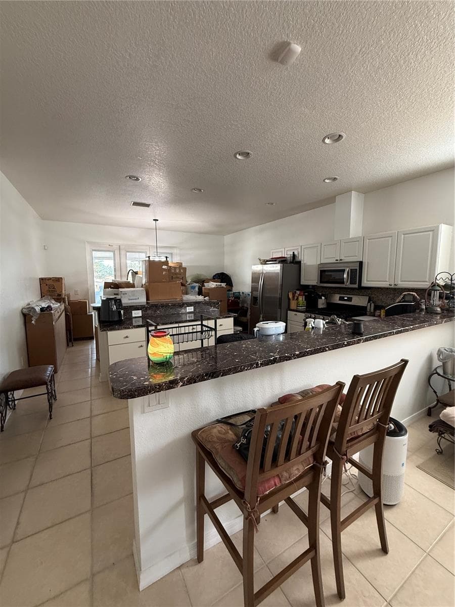 Single Family Residence at 3201 SUMMER CRUISE DR, VALRICO, photo 7 of 18