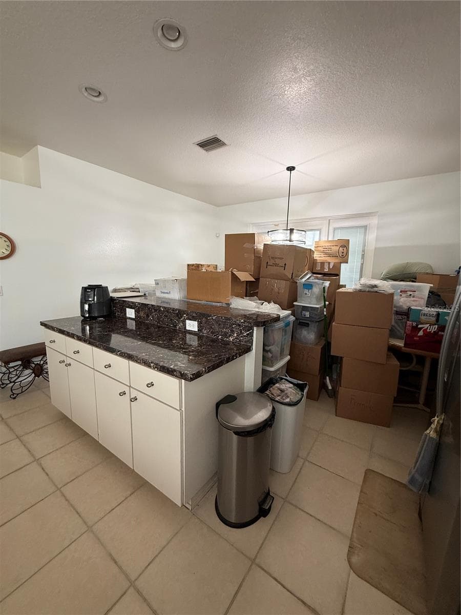 Single Family Residence at 3201 SUMMER CRUISE DR, VALRICO, photo 9 of 18