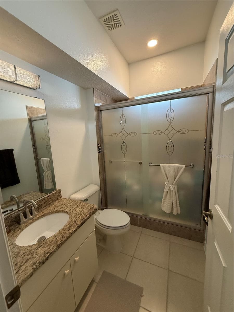 Single Family Residence at 3201 SUMMER CRUISE DR, VALRICO, photo 13 of 18