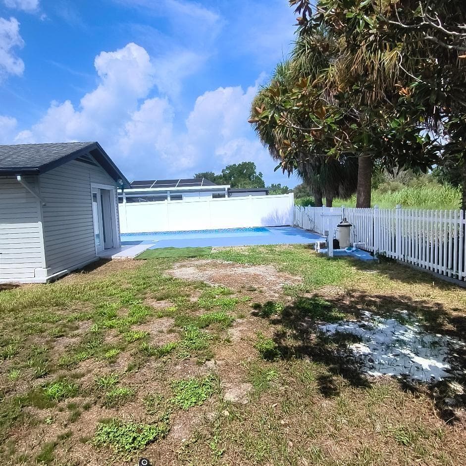 Single Family Residence at 7019 FOUNTAIN AVE, TAMPA, photo 19 of 25