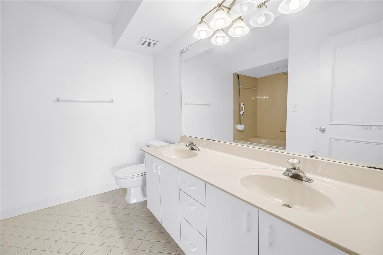 Primary Bathroom - 6001 BAHIA DEL MAR CIR #428, ST PETERSBURG