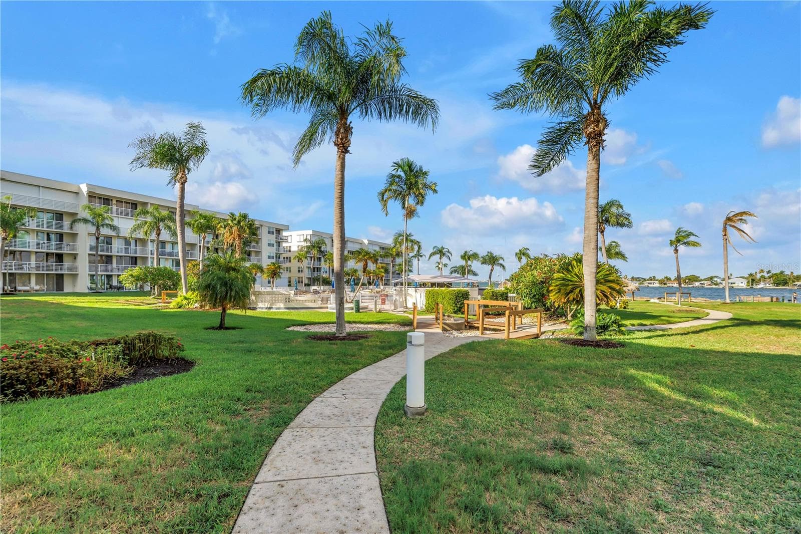 Condominium at 6001 BAHIA DEL MAR CIR #428, ST PETERSBURG, photo 27 of 37