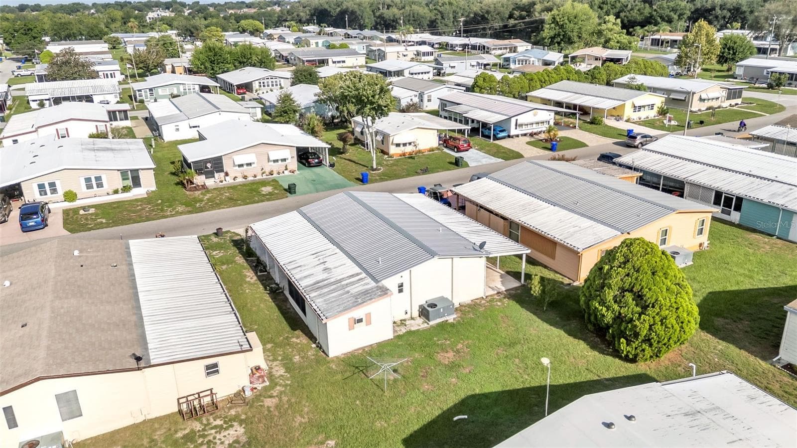 Manufactured Home at 5013 FOXWOOD BLVD, LAKELAND, photo 49 of 61