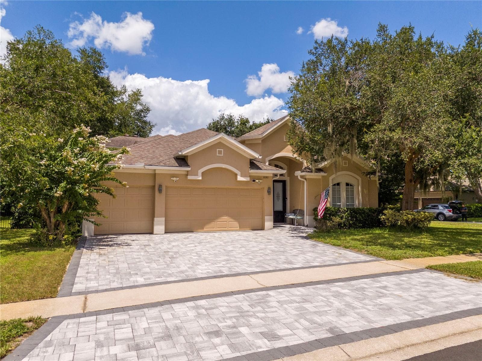10301 OAKVIEW POINTE TER