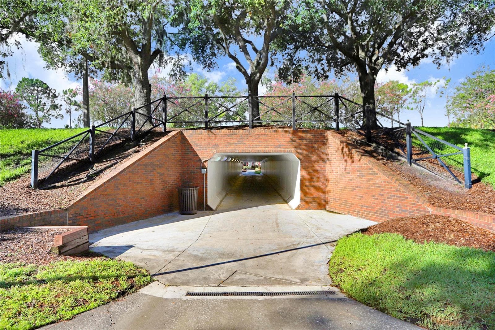 Townhouse at 9915 NEW PARKE RD, TAMPA, photo 46 of 46