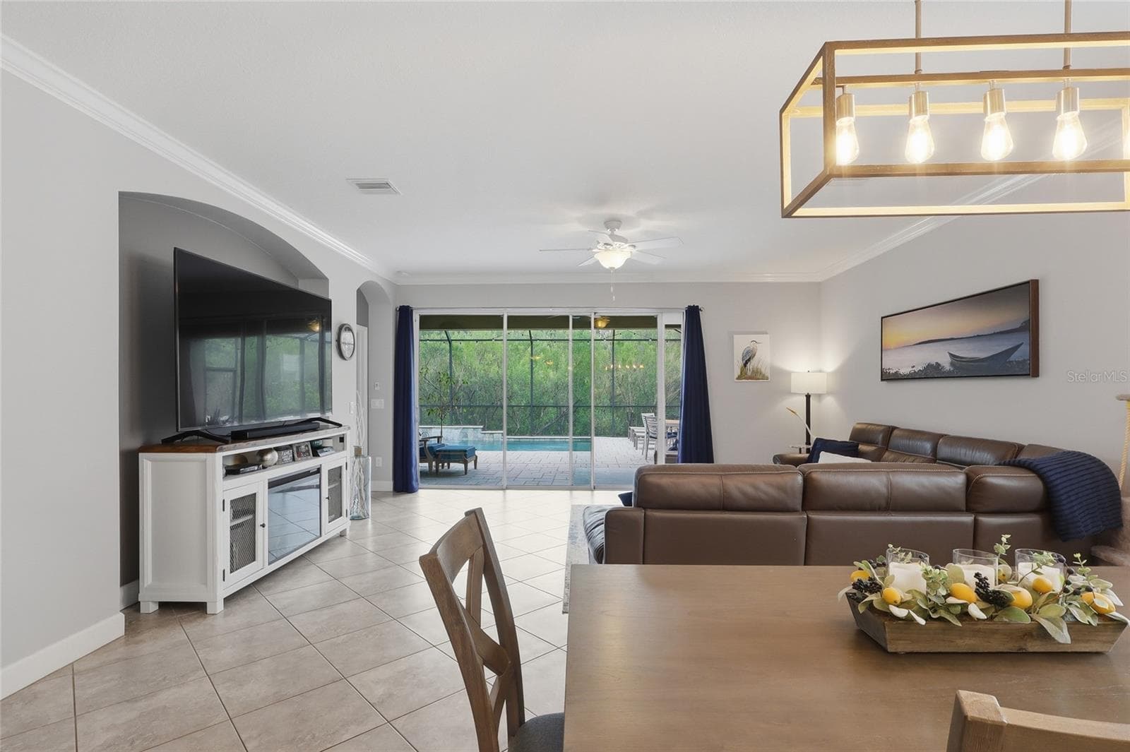 Single Family Residence at 27035 CAROLINA ASTER DR, WESLEY CHAPEL, photo 13 of 36