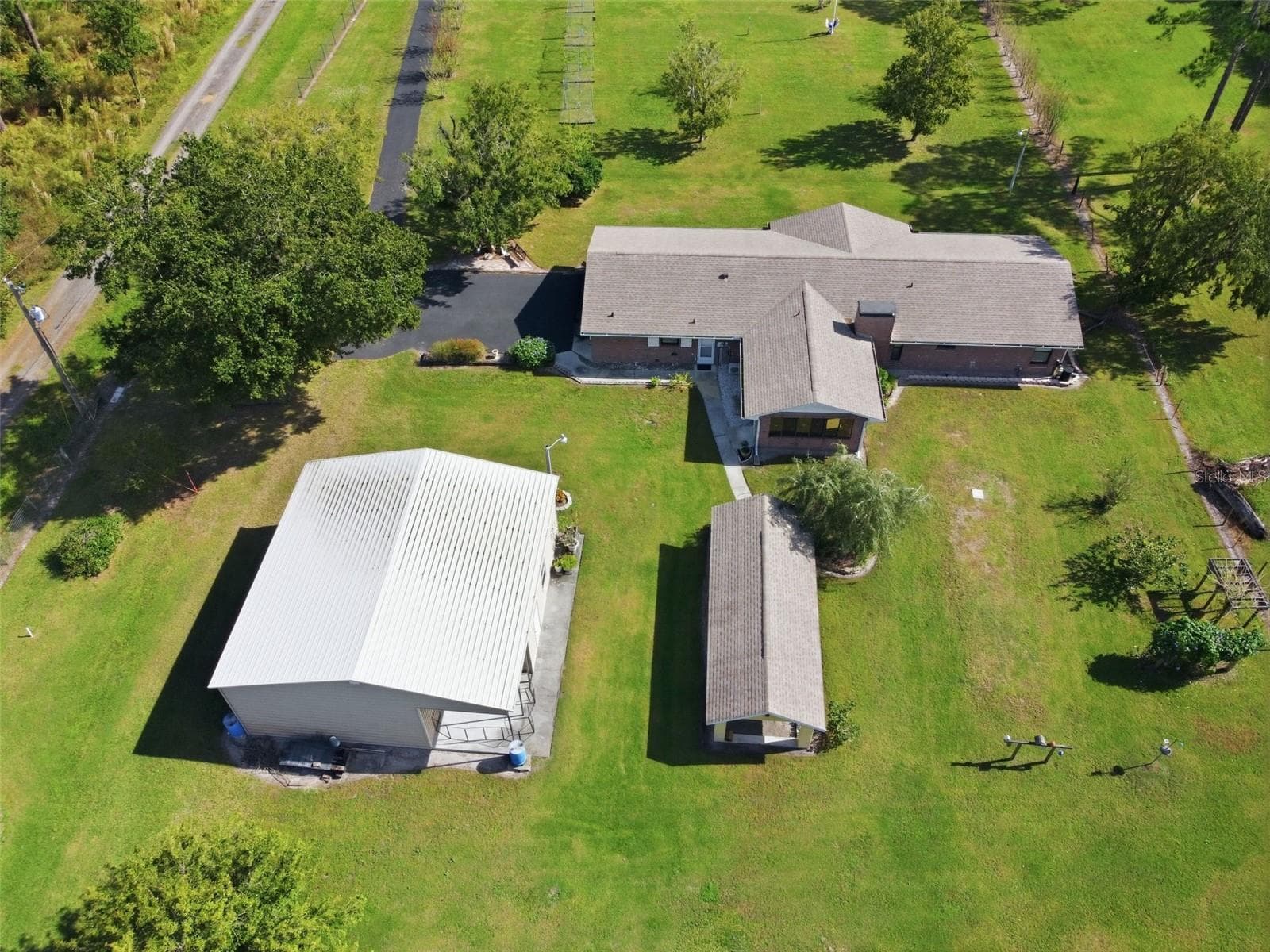Single Family Residence at 9240 MOORE RD, LAKELAND, photo 5 of 54