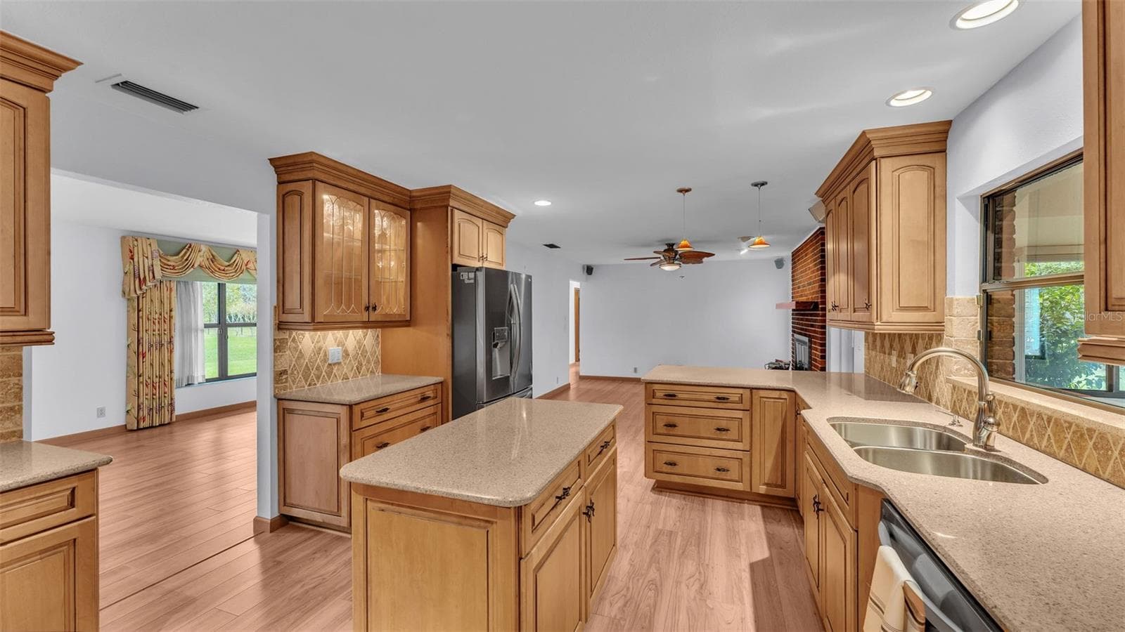 Single Family Residence at 9240 MOORE RD, LAKELAND, photo 20 of 54