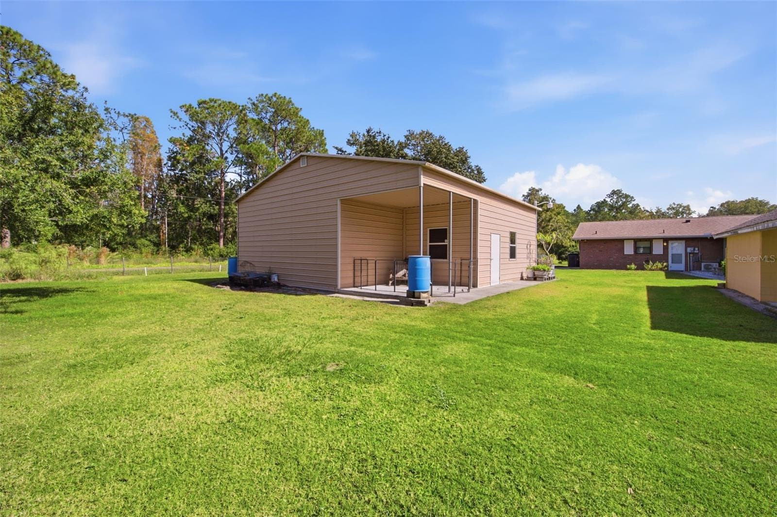 Garden Building - 9240 MOORE RD, LAKELAND
