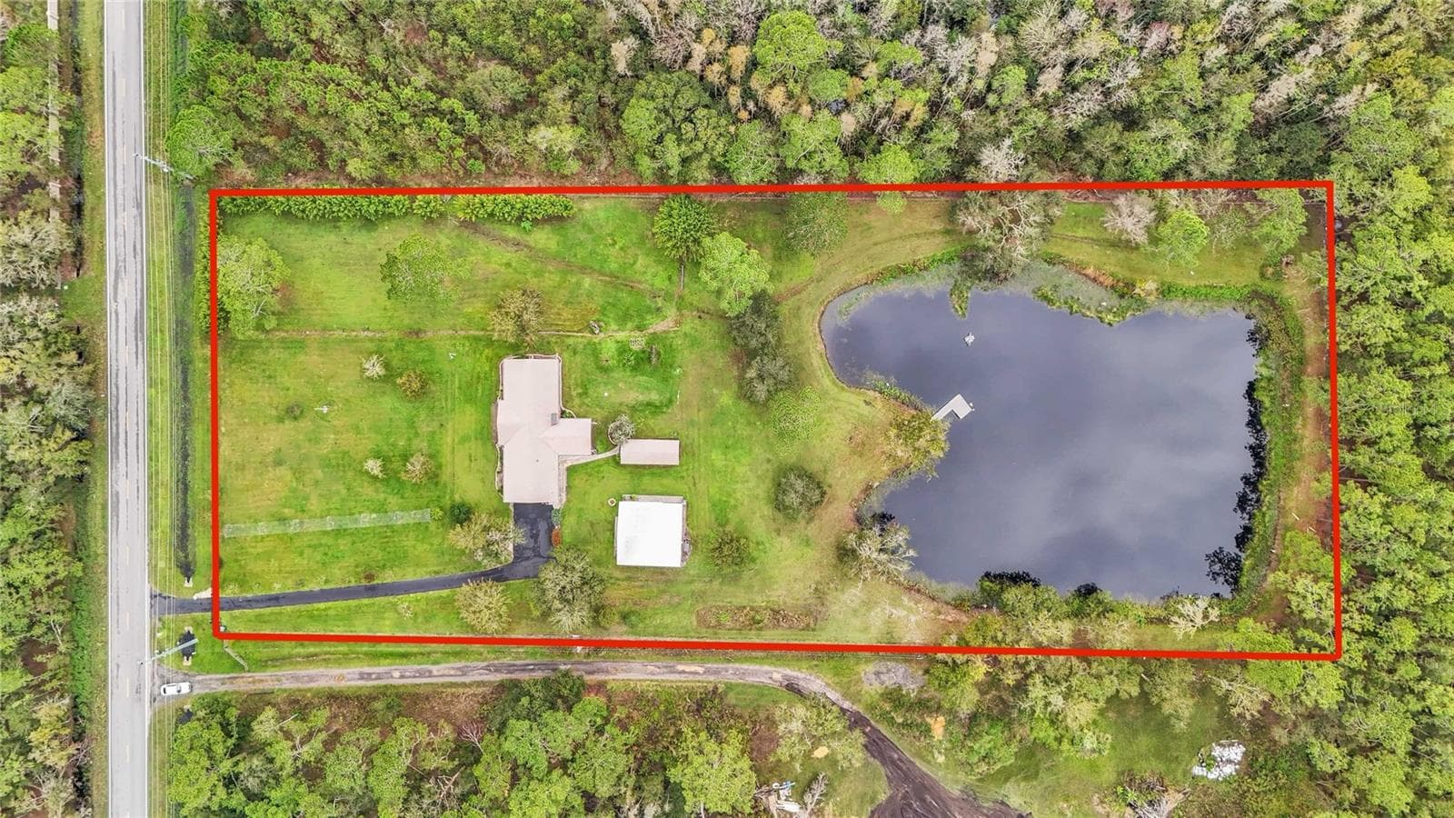 Property Lines - 9240 MOORE RD, LAKELAND