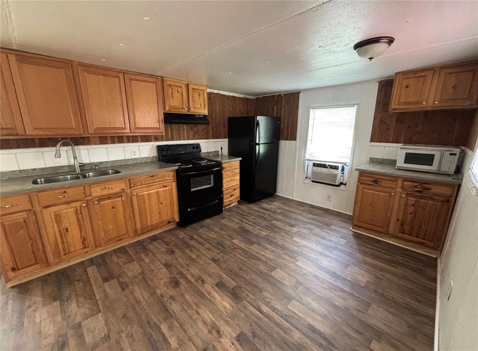 Kitchen - 18225 SE 22ND PL, SILVER SPRINGS