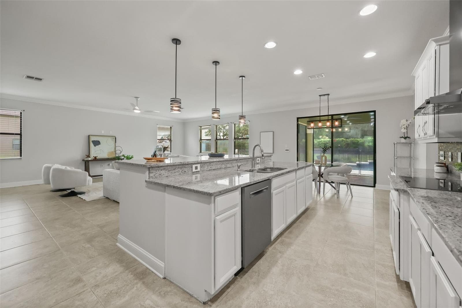 Single Family Residence at 17112 GUILFORD CT, ORLANDO, photo 12 of 36