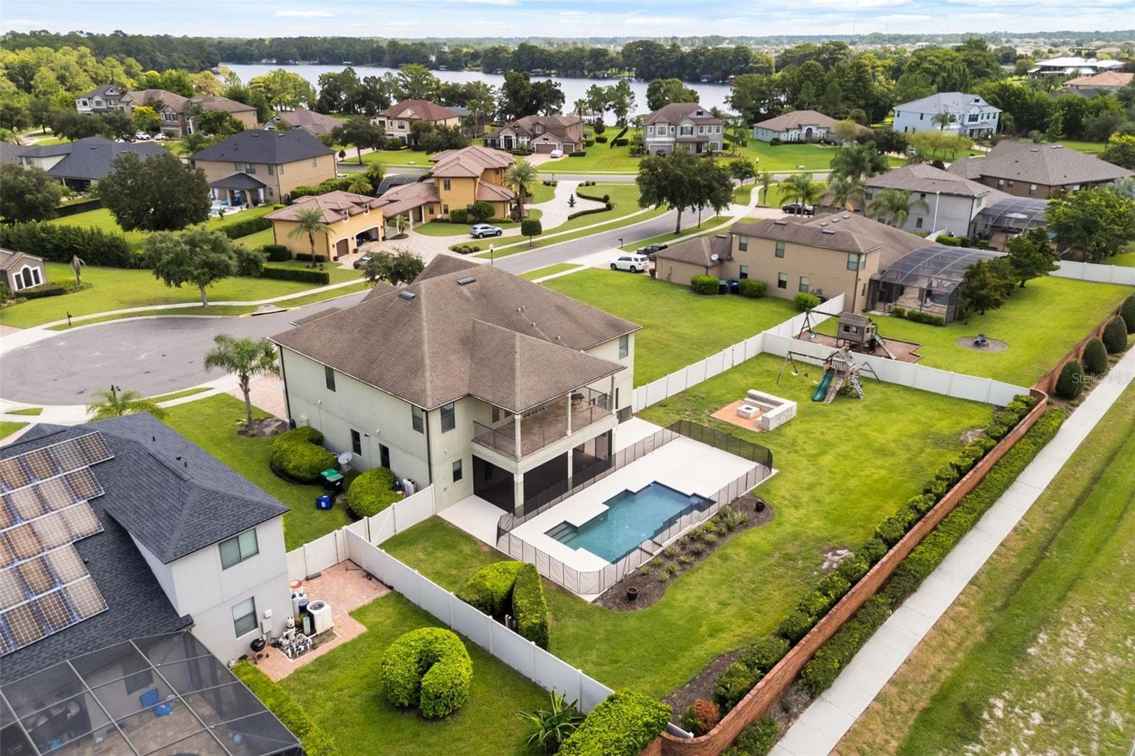 Single Family Residence at 17112 GUILFORD CT, ORLANDO, photo 34 of 36