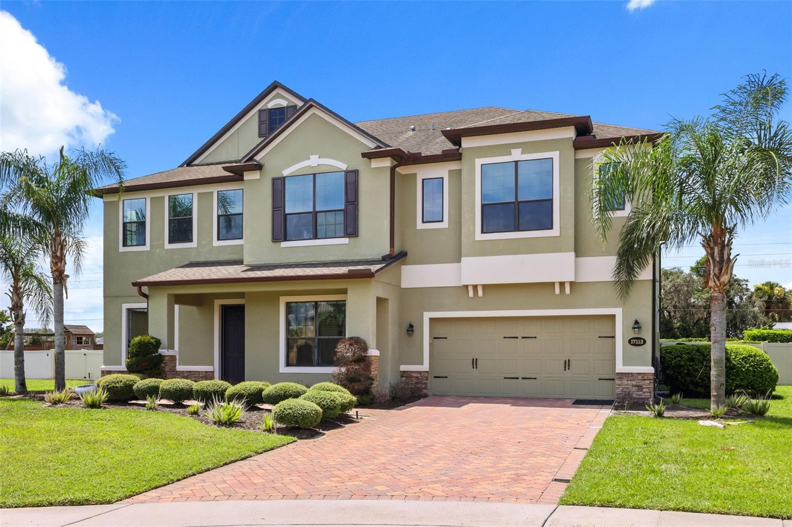 Single Family Residence at 17112 GUILFORD CT, ORLANDO, photo 2 of 36