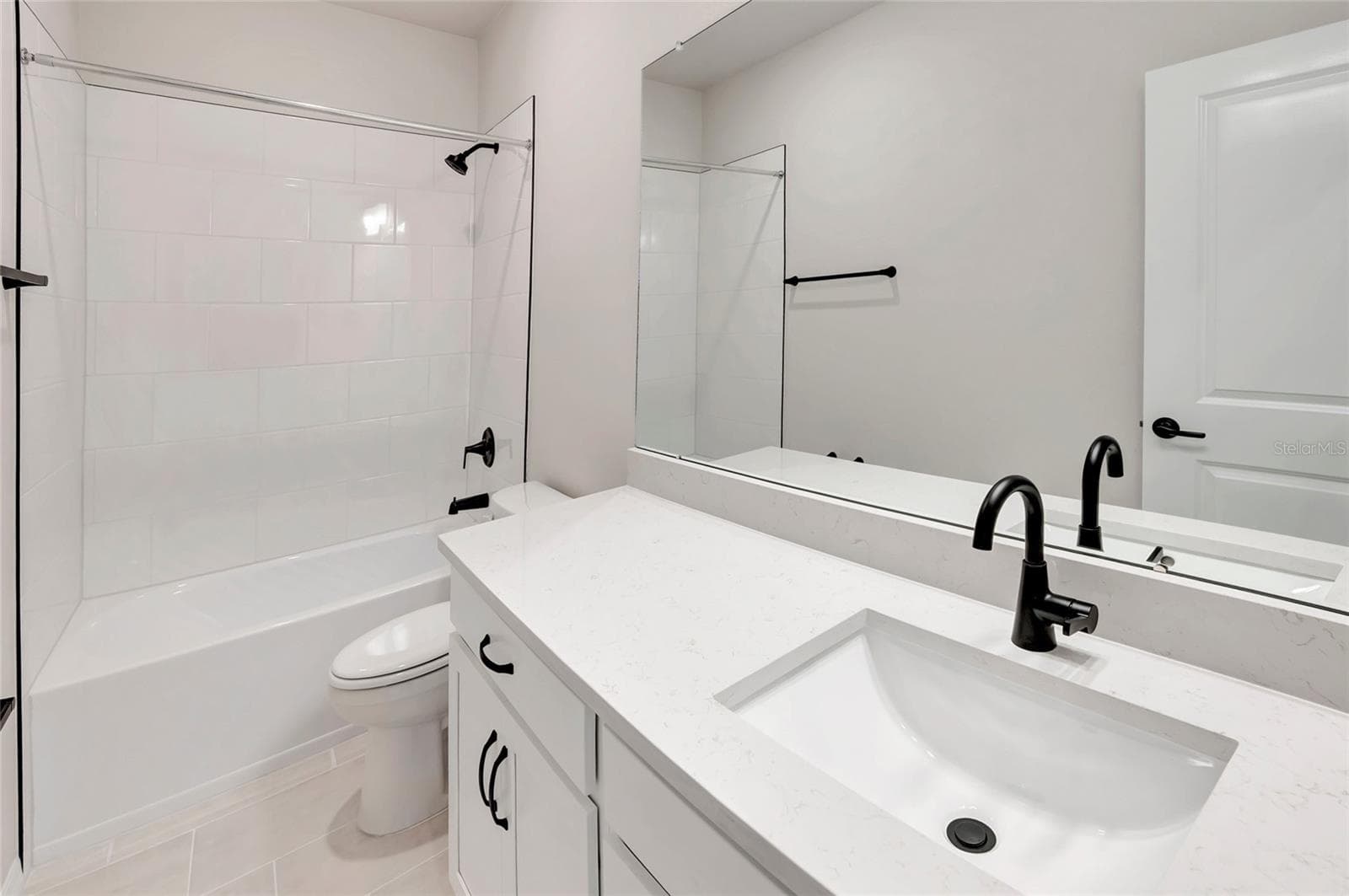 Bathroom Two - 630 KINGSWOOD CT, BRADENTON