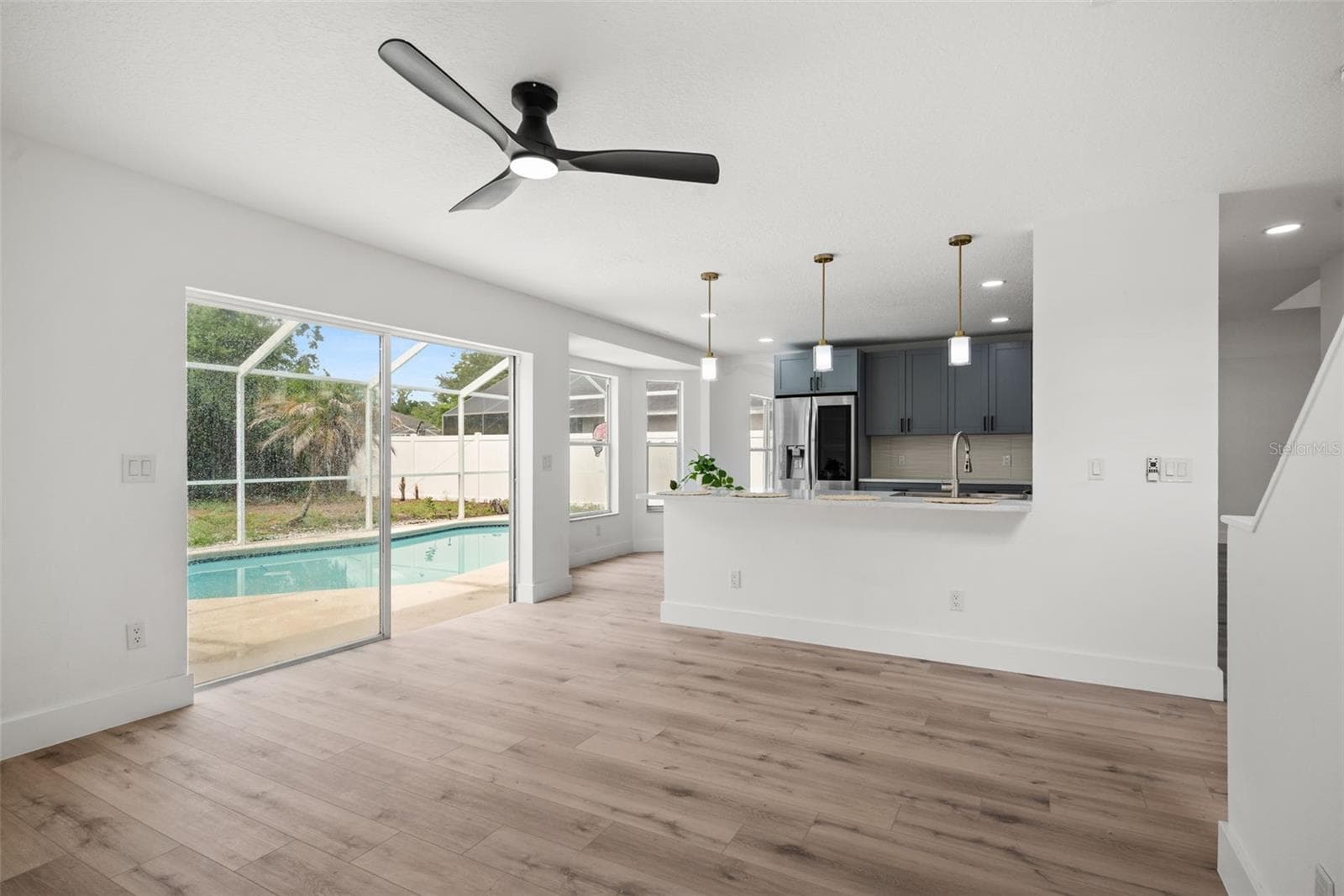 Single Family Residence at 10224 MERRIMAC MANOR DR, RIVERVIEW, photo 17 of 39