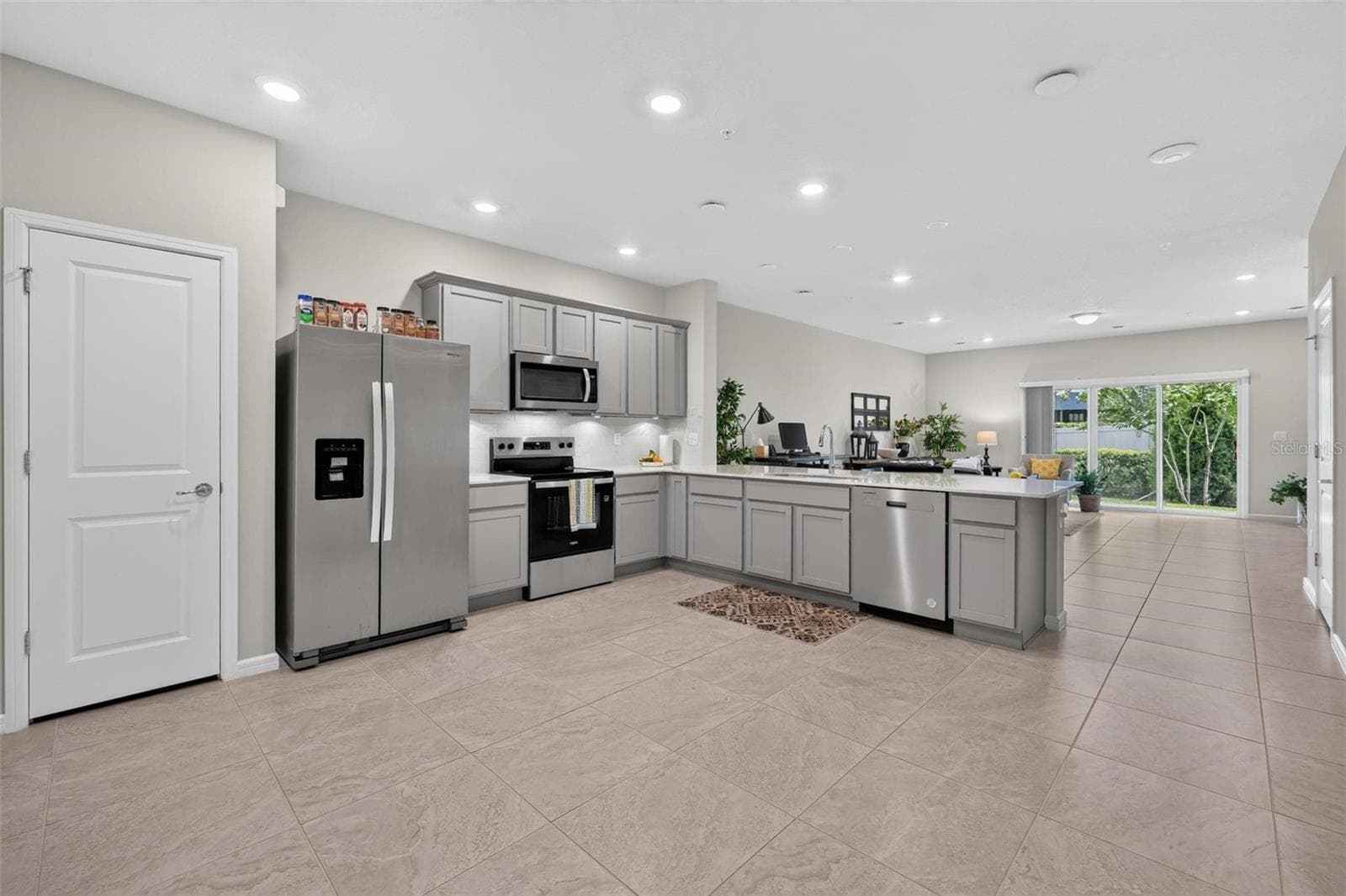 Townhouse at 2033 CANNY CV, WINTER PARK, photo 6 of 55