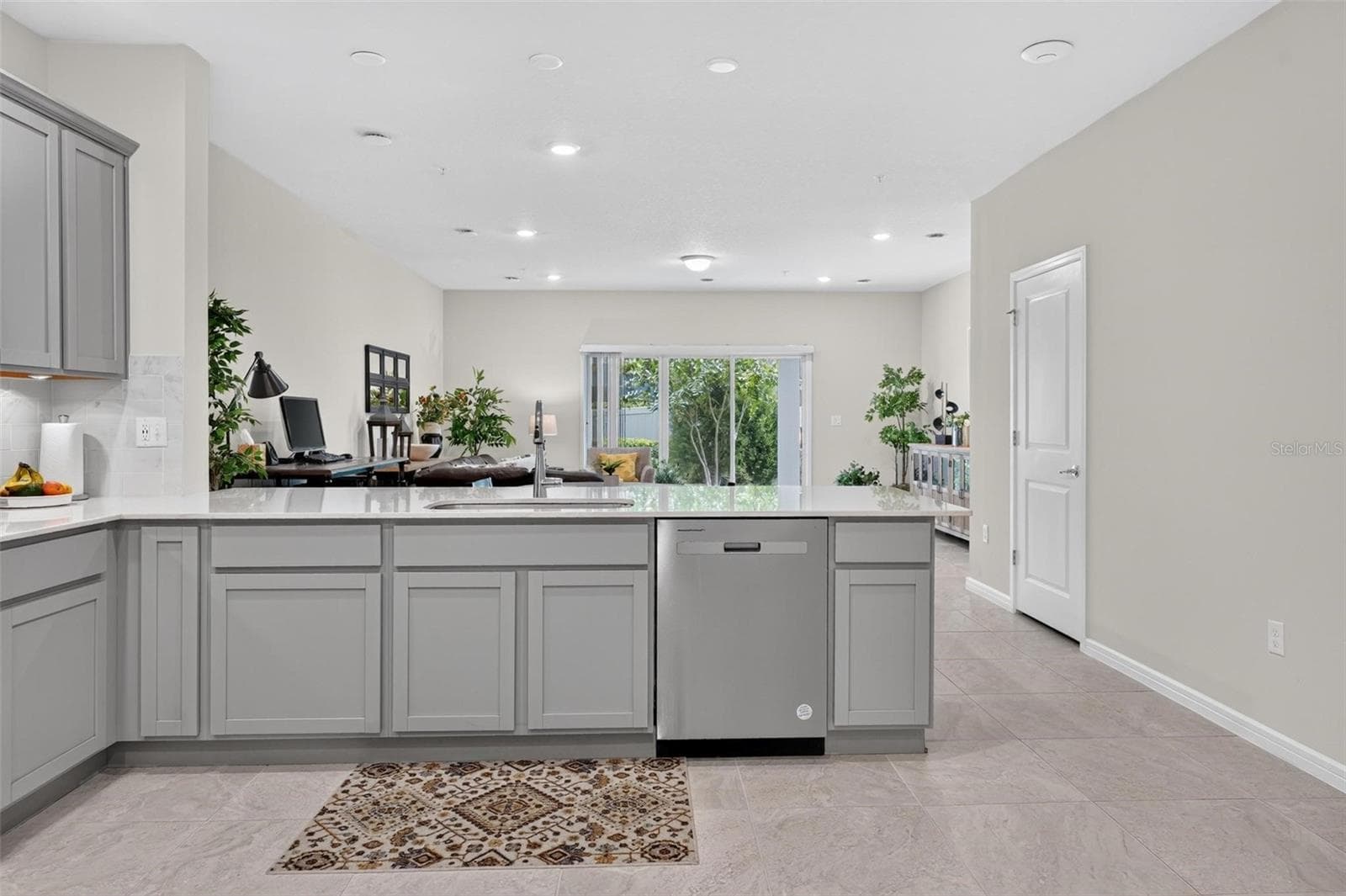 Townhouse at 2033 CANNY CV, WINTER PARK, photo 7 of 55