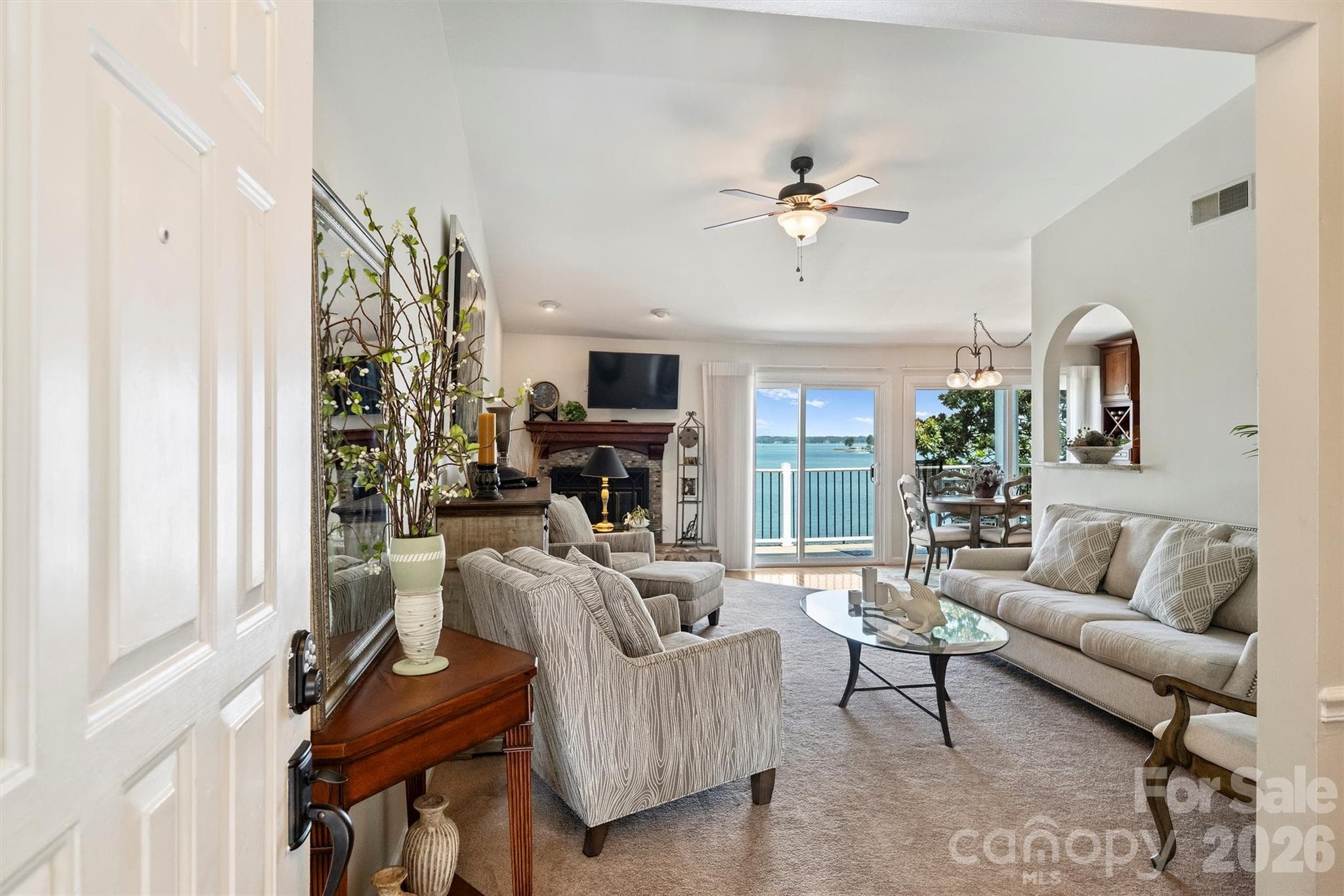 Condominium at 20427 Harborgate Court, Cornelius, photo 4 of 45