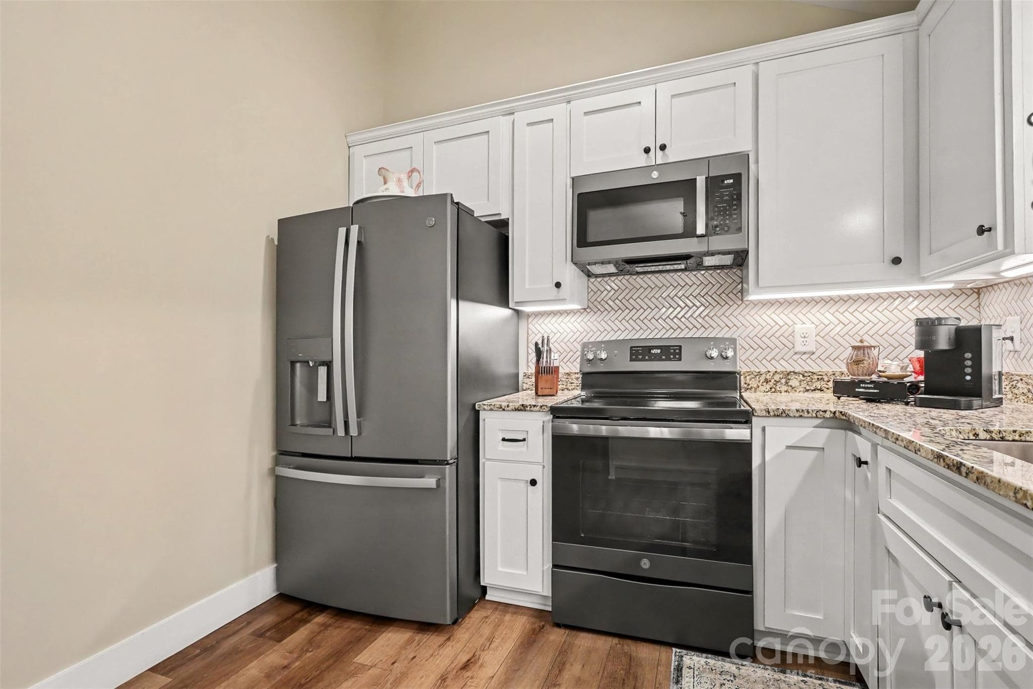 Kitchen - 105 Kingston Place, Spindale