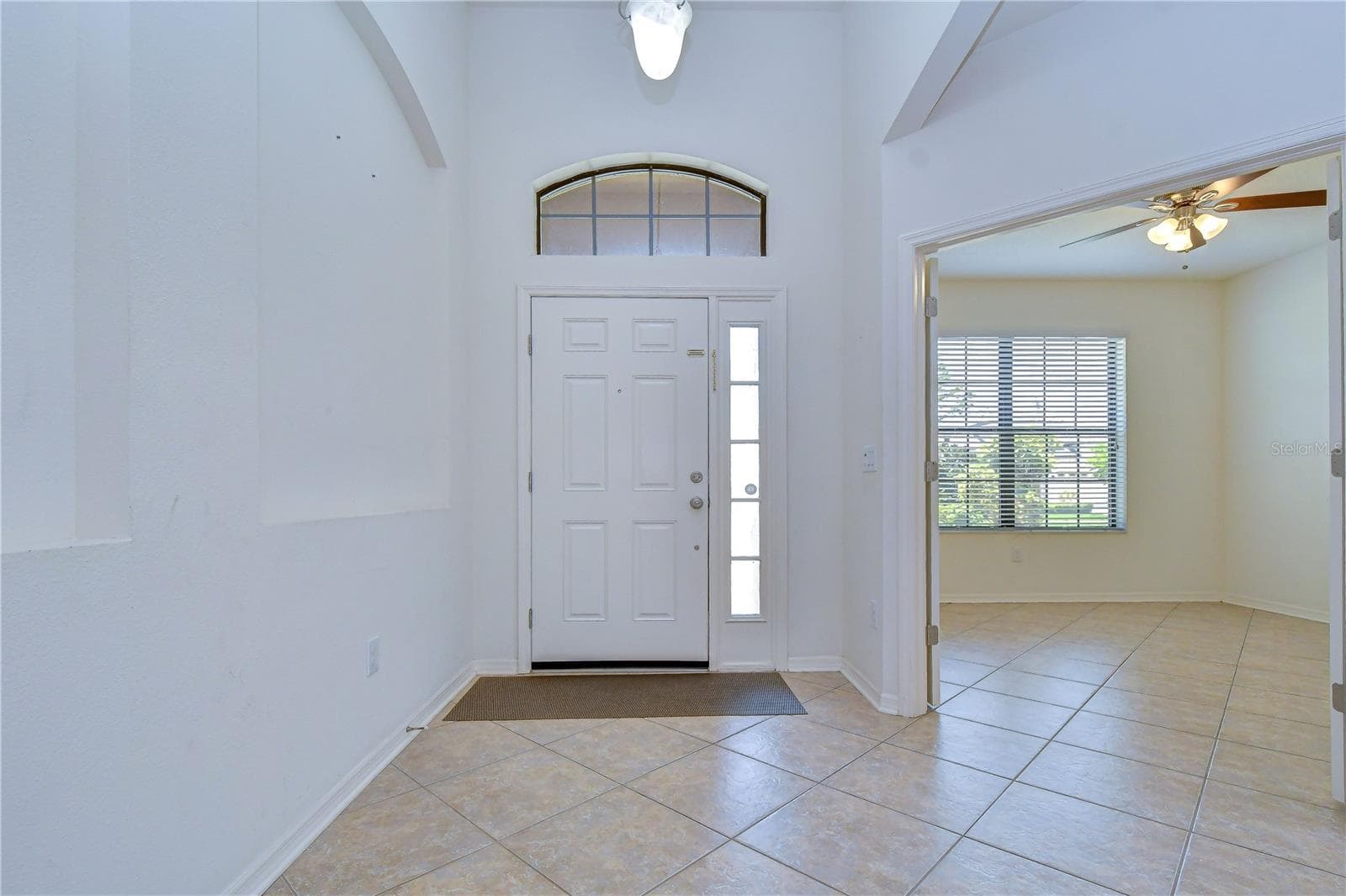 Single Family Residence at 8443 WHITE POPLAR DR, RIVERVIEW, photo 19 of 105