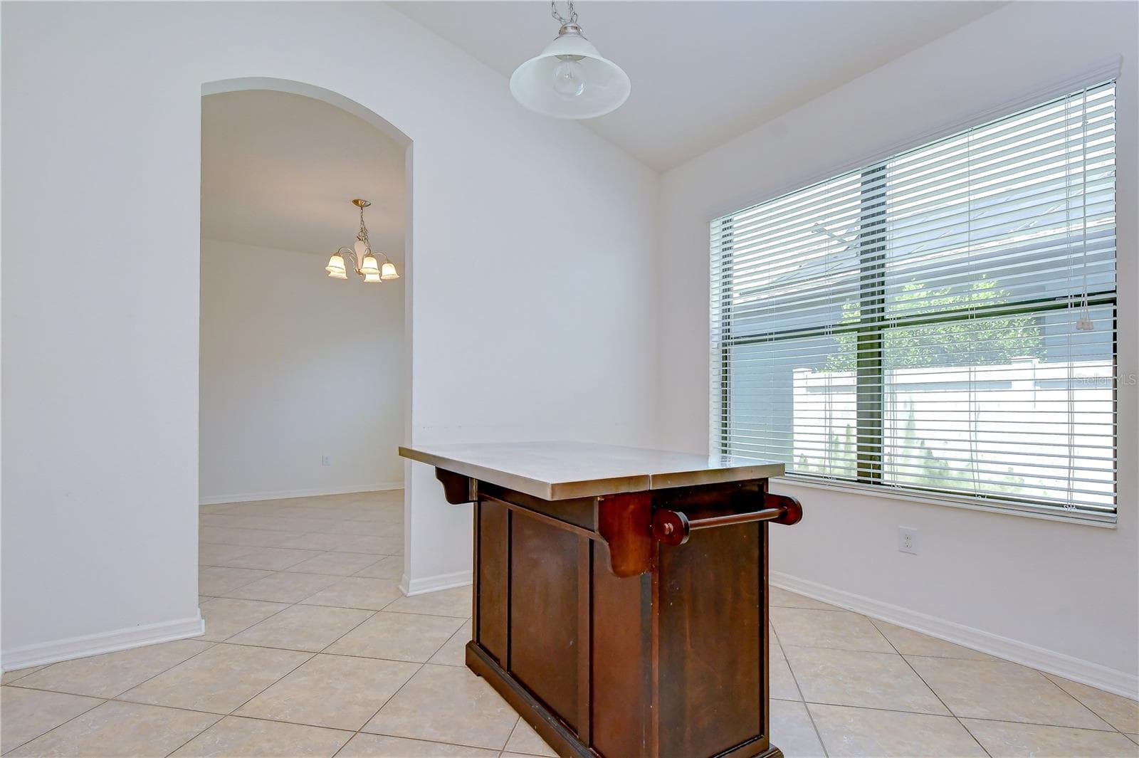 Single Family Residence at 8443 WHITE POPLAR DR, RIVERVIEW, photo 36 of 105