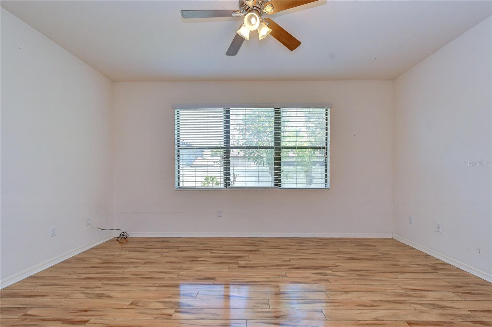 Single Family Residence at 8443 WHITE POPLAR DR, RIVERVIEW, photo 51 of 105