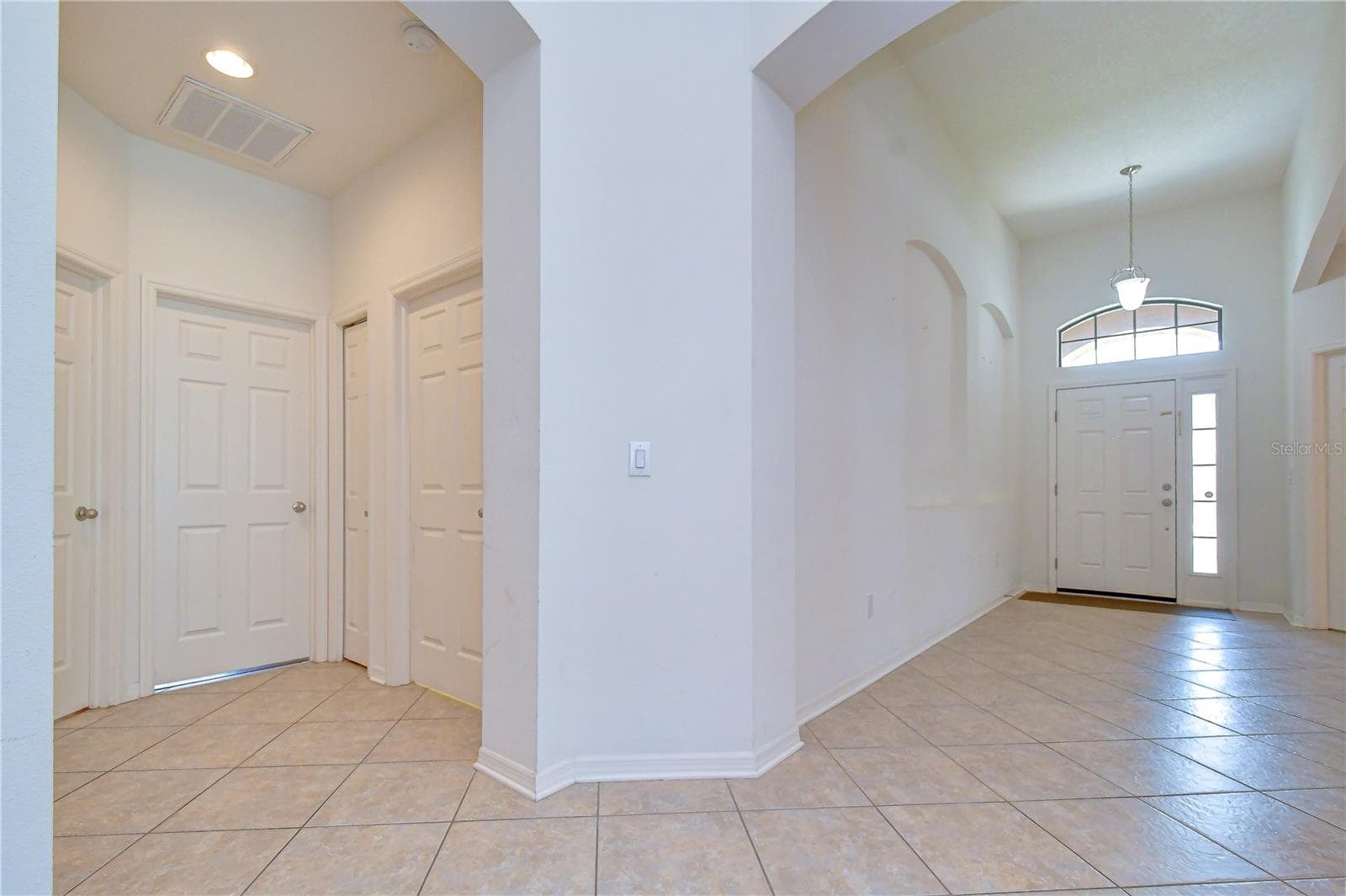 Single Family Residence at 8443 WHITE POPLAR DR, RIVERVIEW, photo 60 of 105