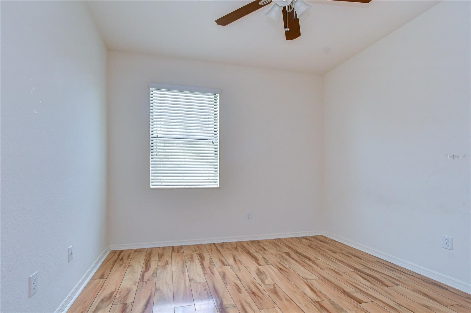 Single Family Residence at 8443 WHITE POPLAR DR, RIVERVIEW, photo 63 of 105