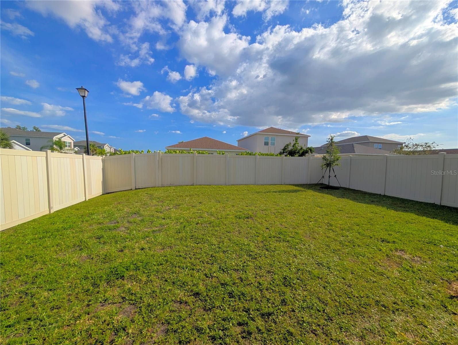 Single Family Residence at 5763 BUNGALOW GROVE CT, PALMETTO, photo 38 of 67