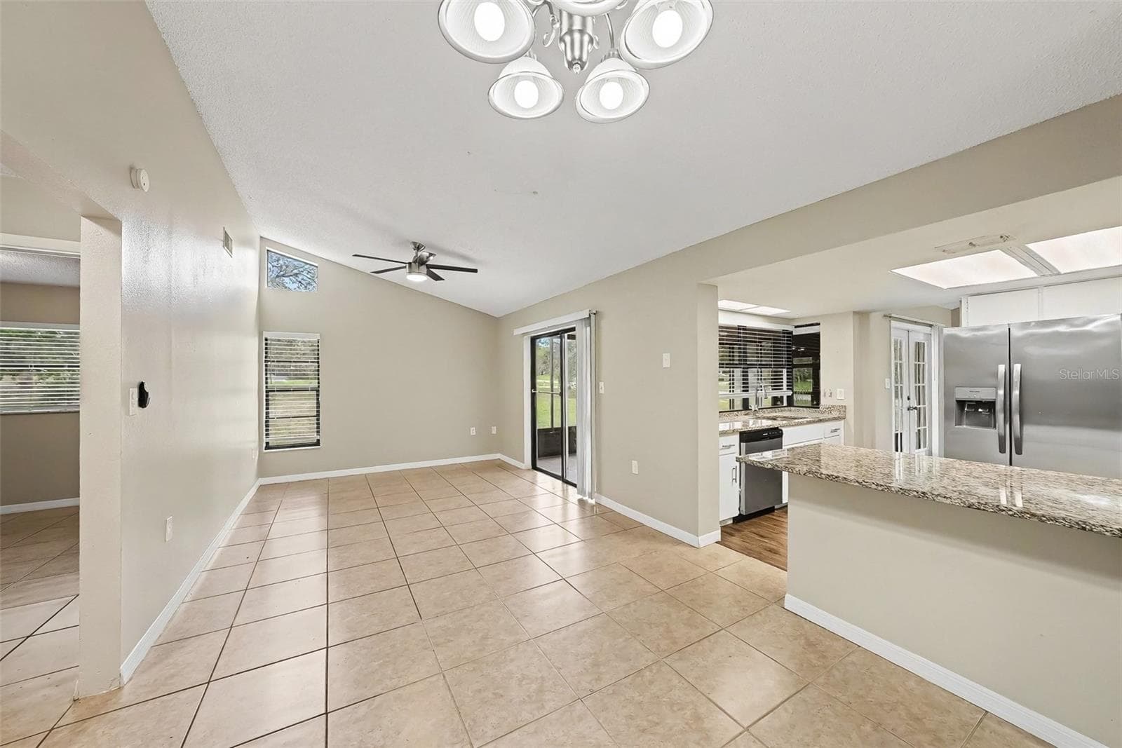 Single Family Residence at 8009 PAGODA DR, SPRING HILL, photo 6 of 21