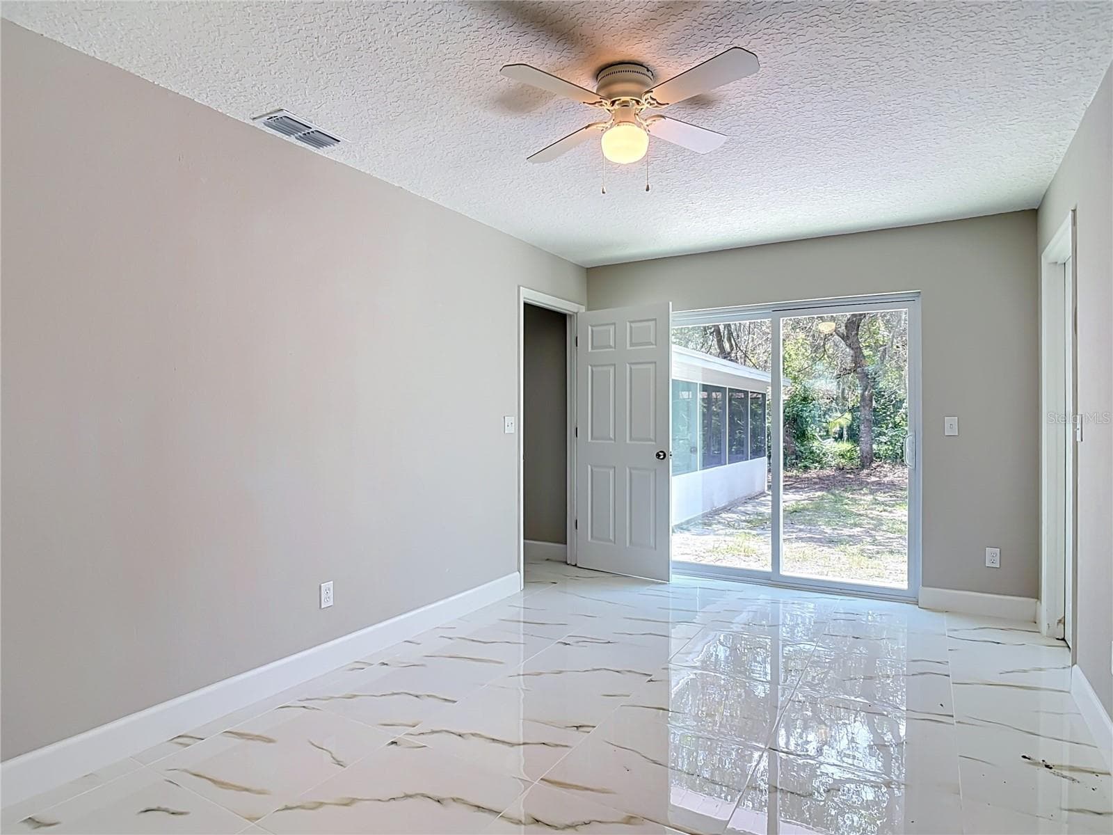 Single Family Residence at 1483 TIVOLI DR, DELTONA, photo 16 of 61