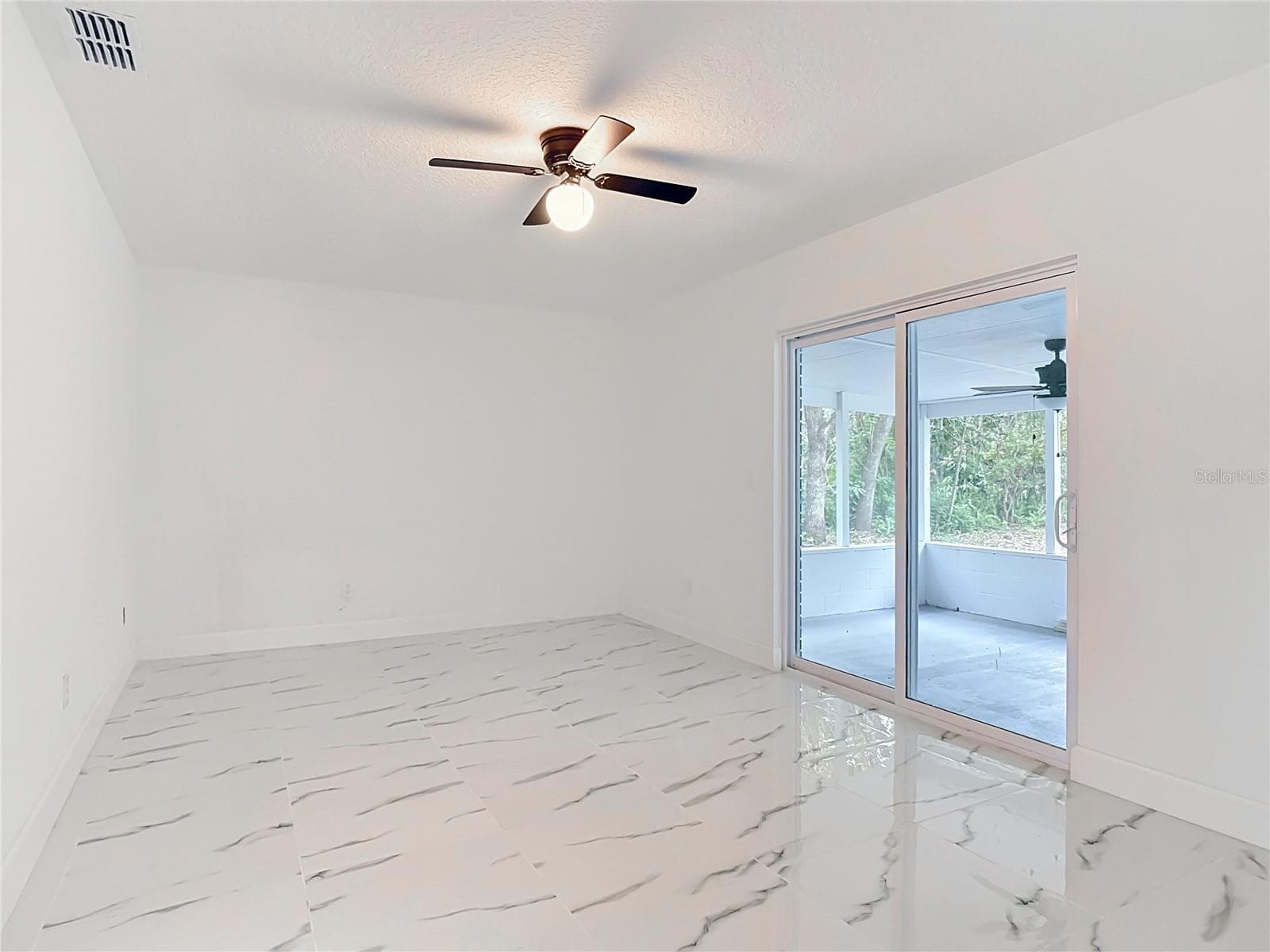 Single Family Residence at 1483 TIVOLI DR, DELTONA, photo 20 of 61