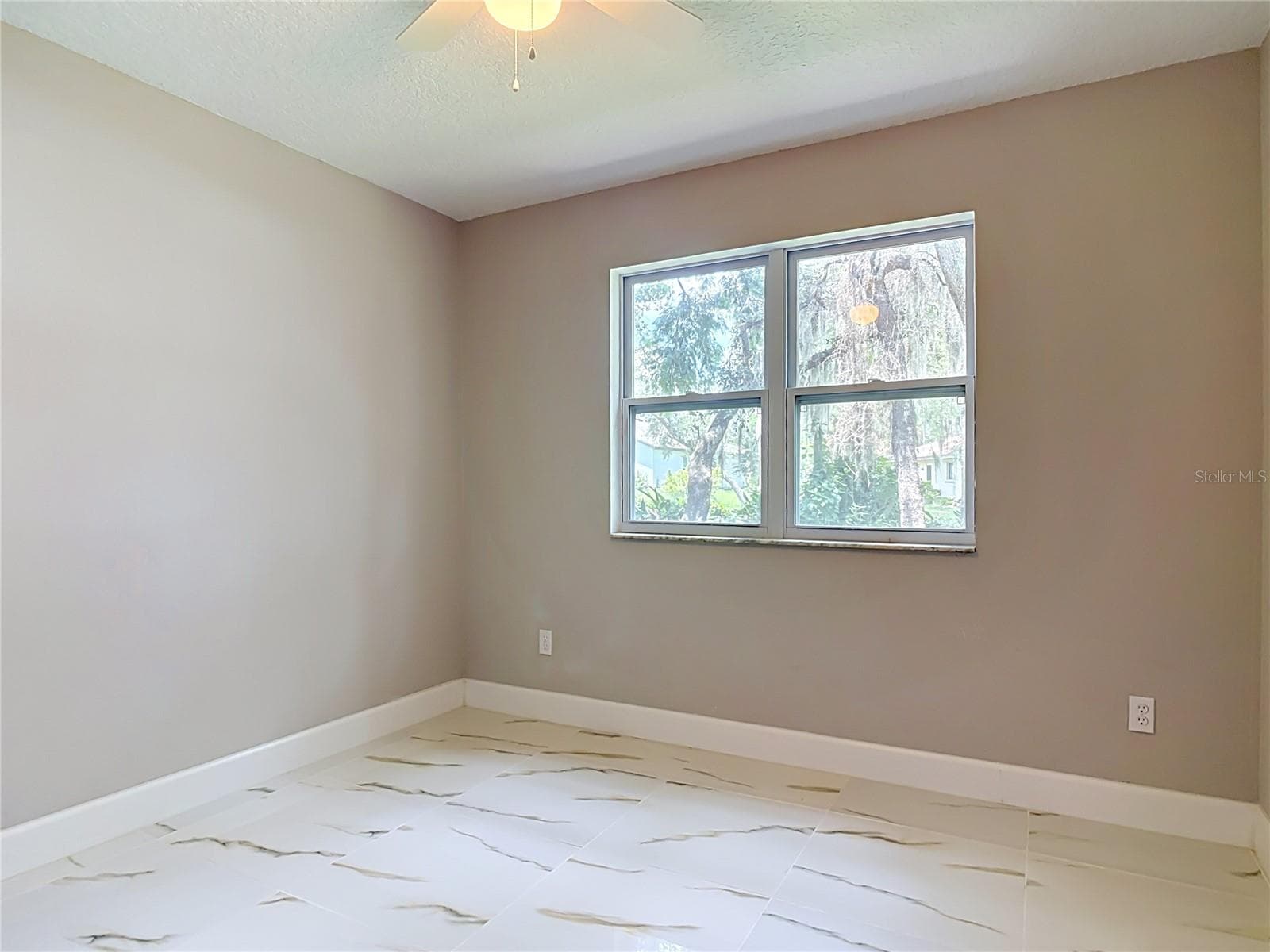 Single Family Residence at 1483 TIVOLI DR, DELTONA, photo 26 of 61