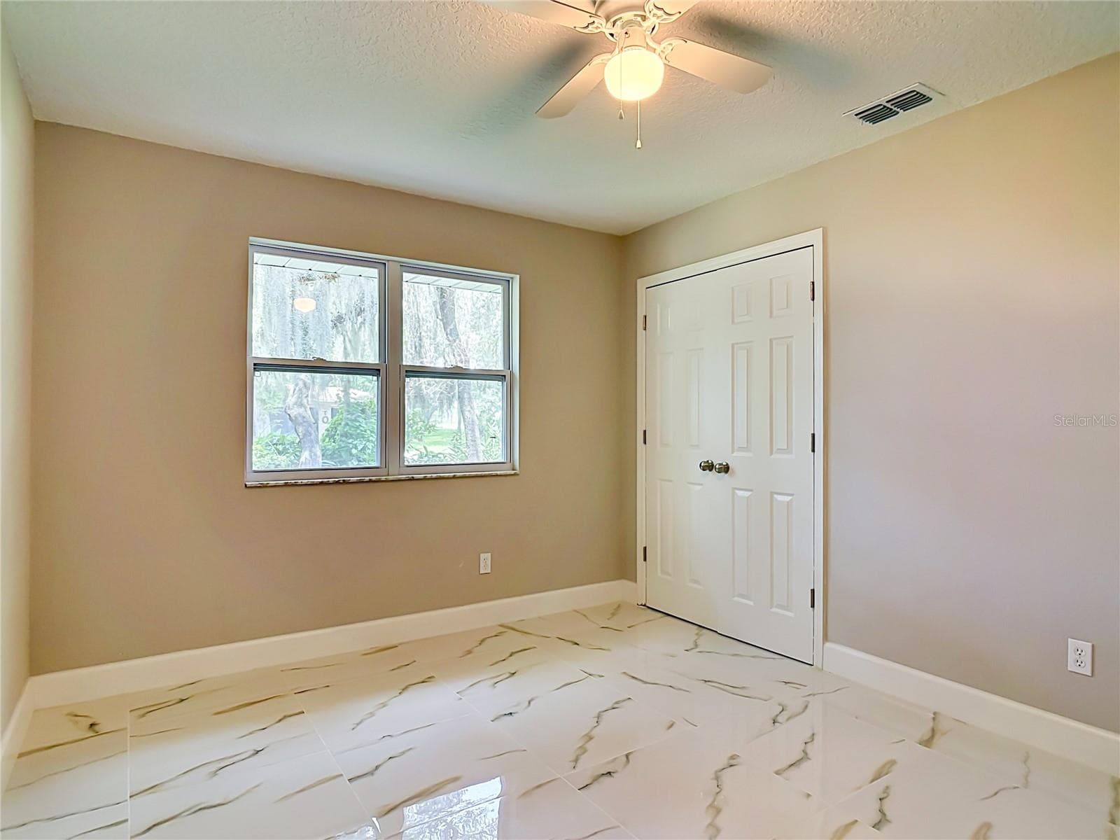 Single Family Residence at 1483 TIVOLI DR, DELTONA, photo 28 of 61