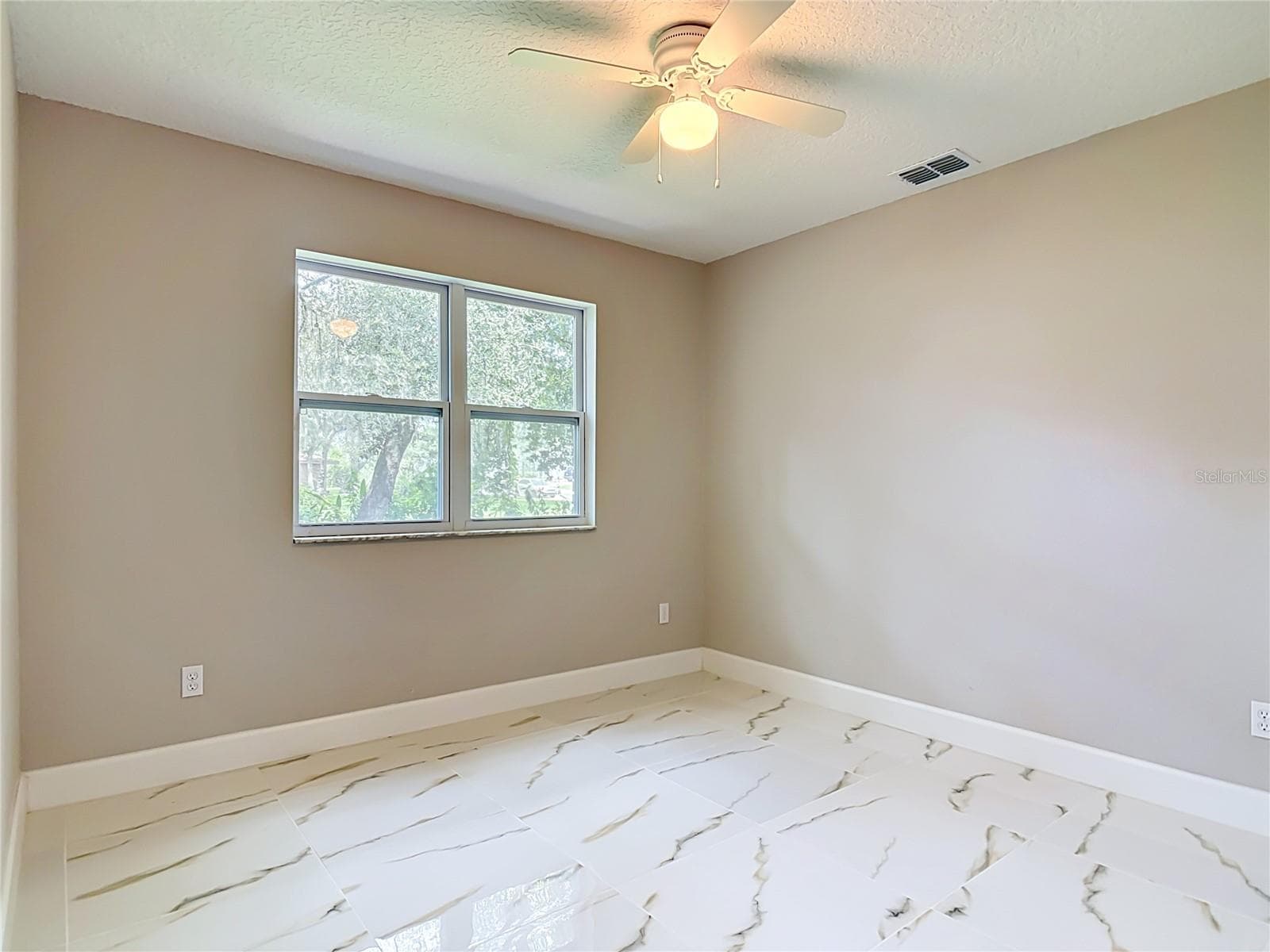 Single Family Residence at 1483 TIVOLI DR, DELTONA, photo 31 of 61