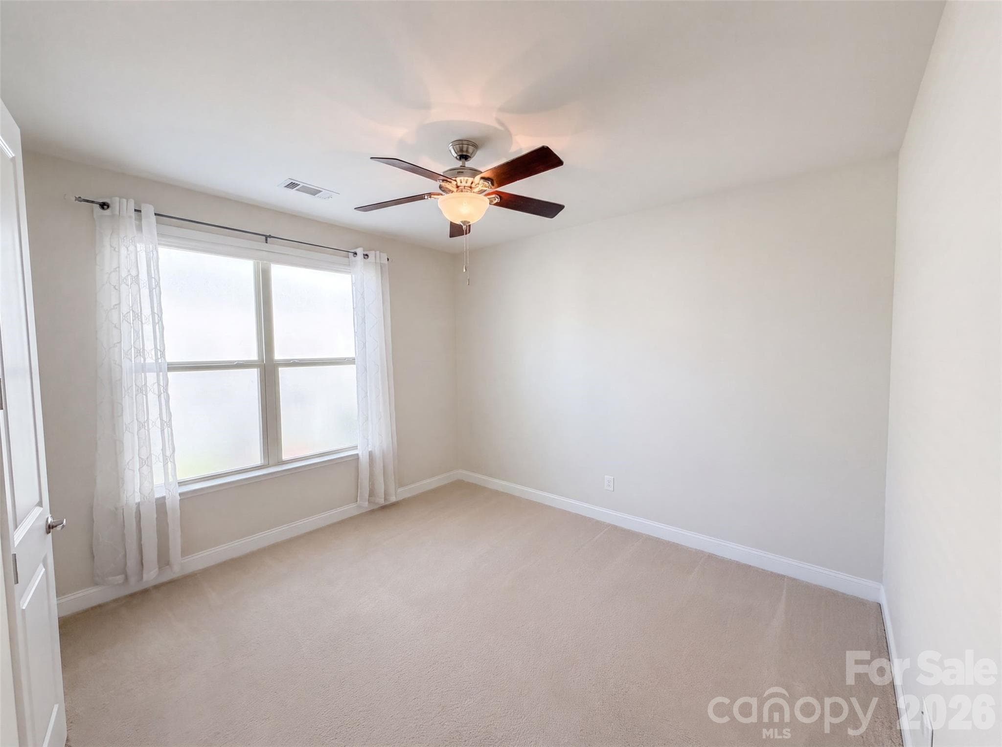 Single Family Residence at 9565 Horsebit Lane, Concord, photo 9 of 23