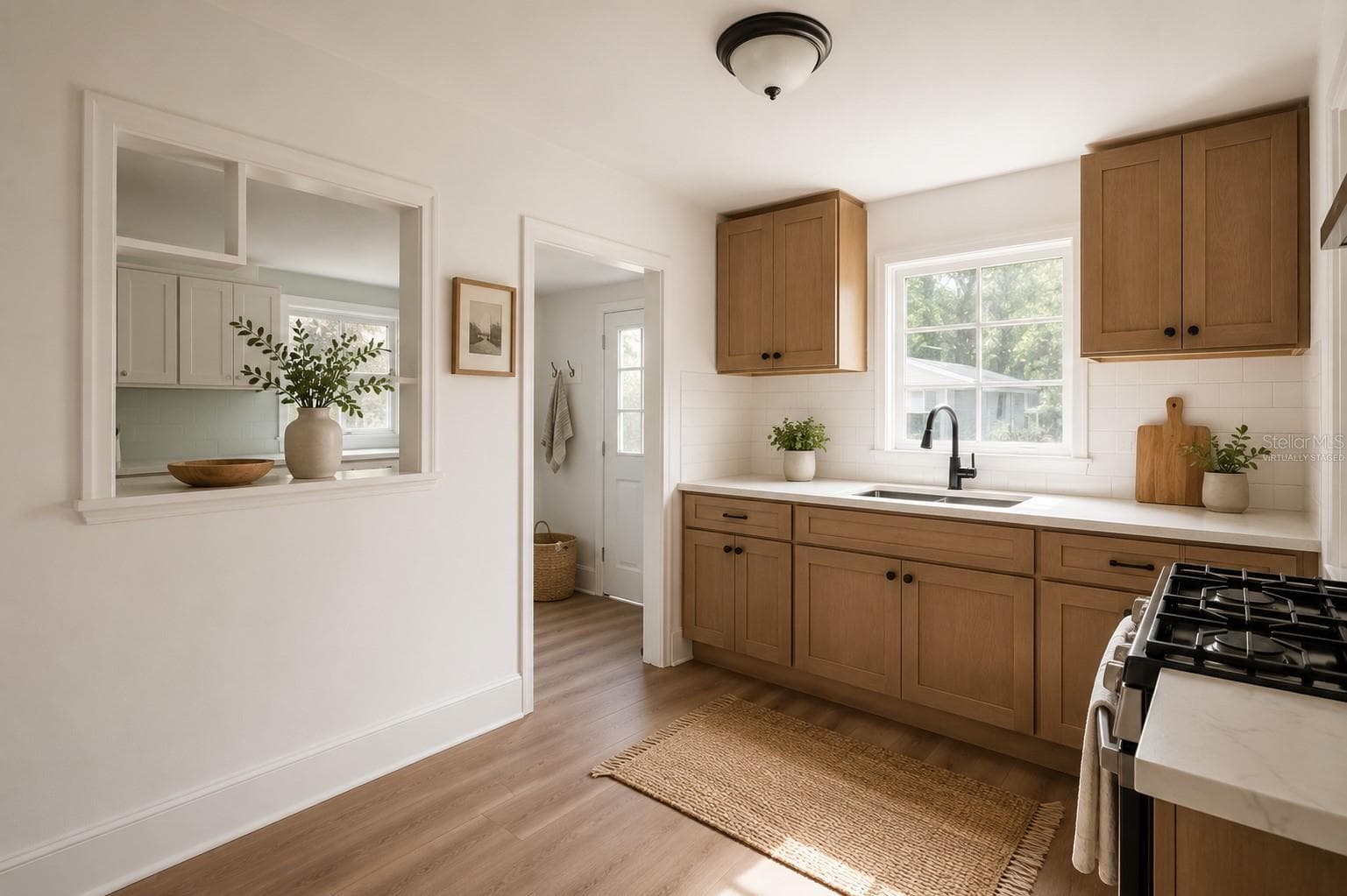 Virtually Staged - 3905 N CLEARFIELD AVE, TAMPA