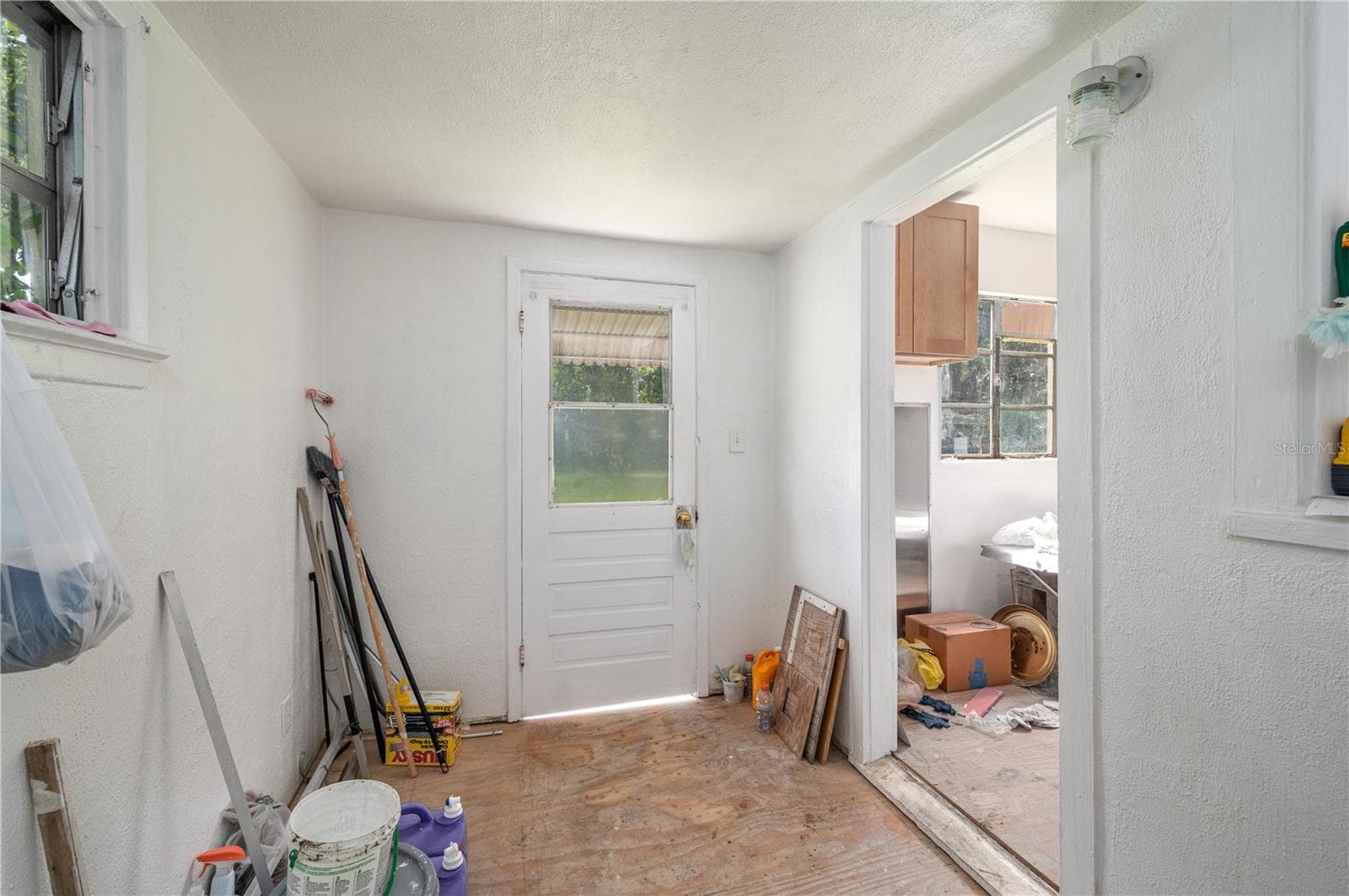 Single Family Residence at 3905 N CLEARFIELD AVE, TAMPA, photo 18 of 28