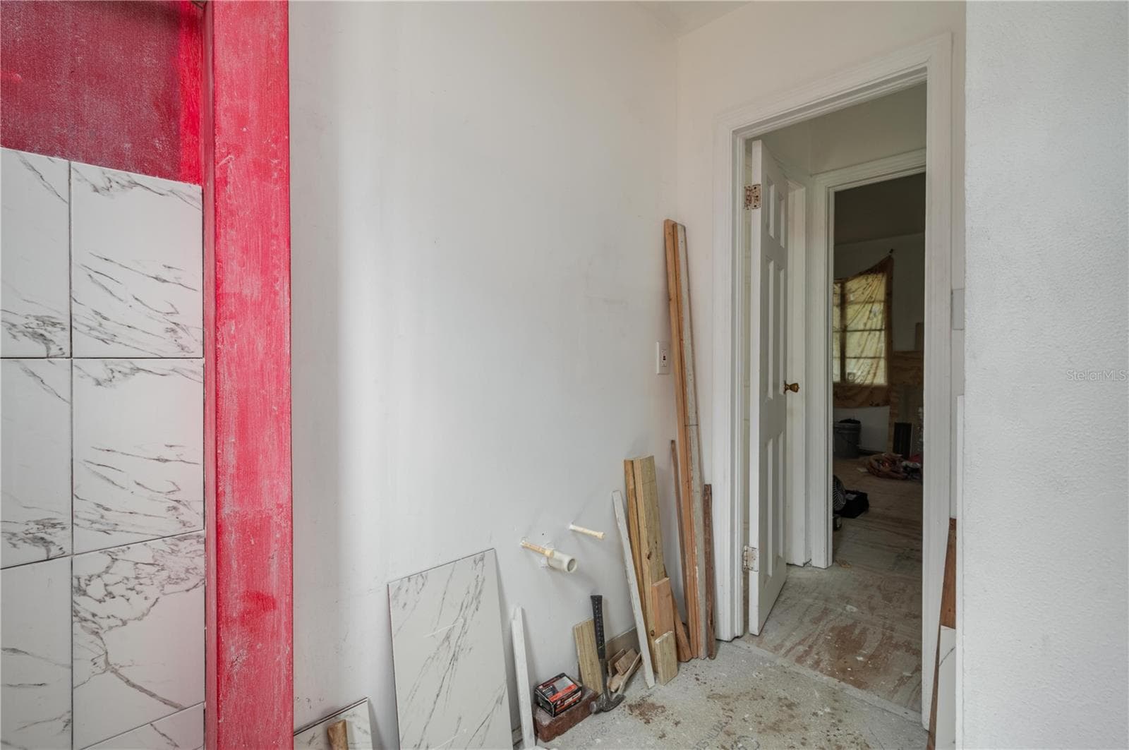 Single Family Residence at 3905 N CLEARFIELD AVE, TAMPA, photo 23 of 28