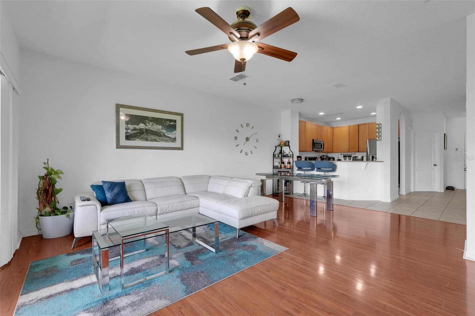 Townhouse at 9408 FLOWERING COTTONWOOD RD, ORLANDO, photo 14 of 47