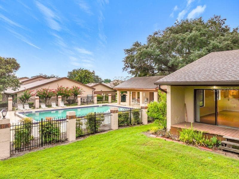 Community Locked Pool Next Door - 340 GOLFSIDE CV #340, LONGWOOD