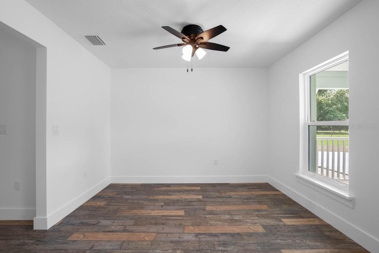 Single Family Residence at 967 CR 753S, WEBSTER, photo 7 of 53